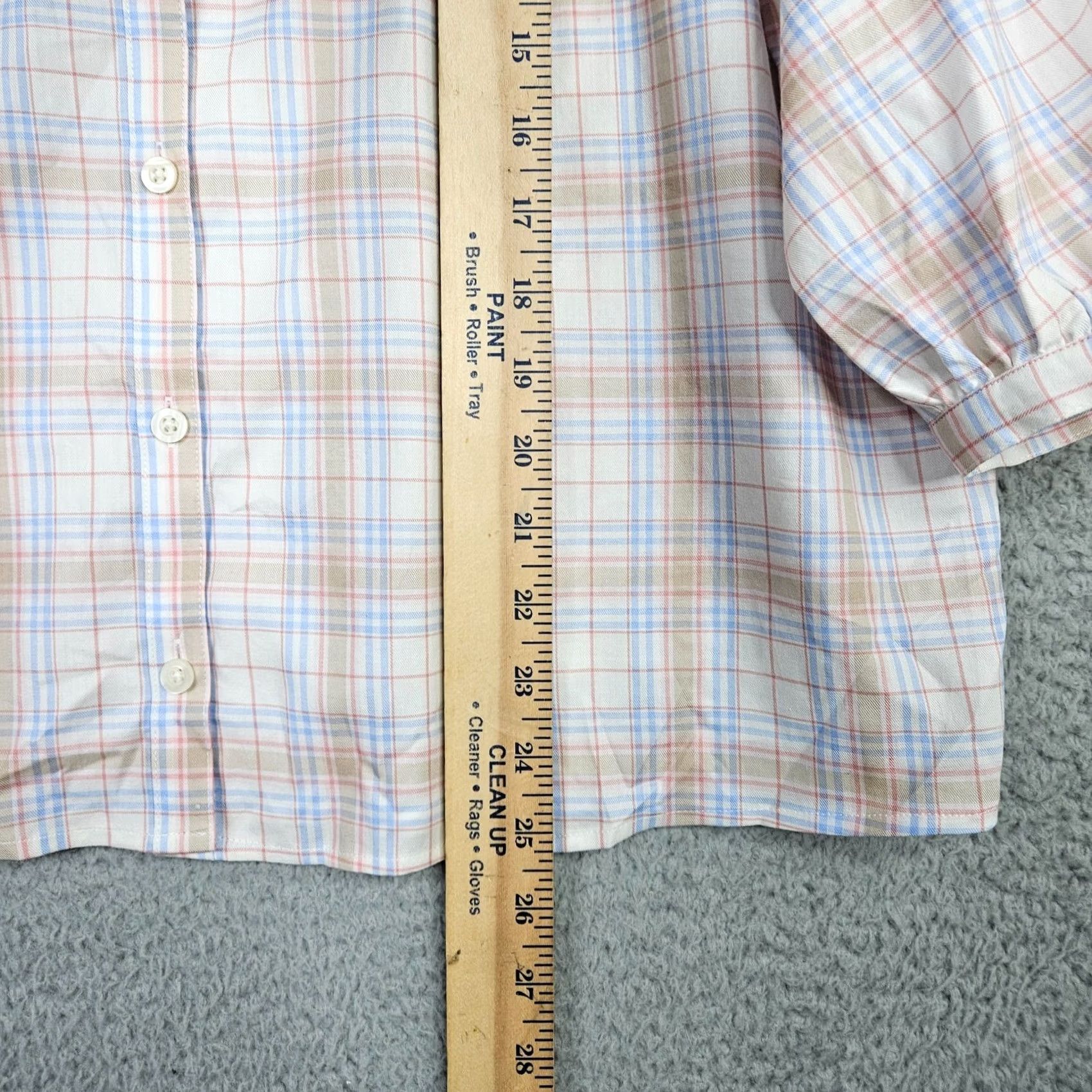 Levi's Levi's Chalk Pink Plaid V-Neck 3/4 Sleeve Button-Up Shirt S Womens Shirt Vintage No Size S / US 4 / IT 40 - 3 Thumbnail