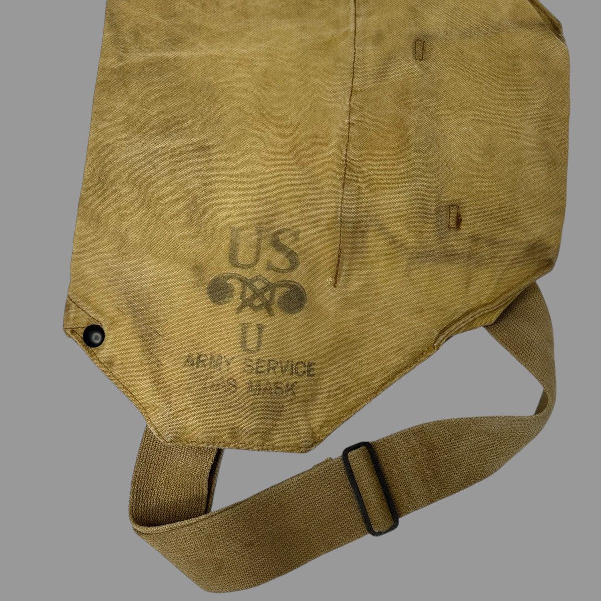 Vintage Vintage ww2 gas mask bag Size ONE SIZE - 4 Thumbnail