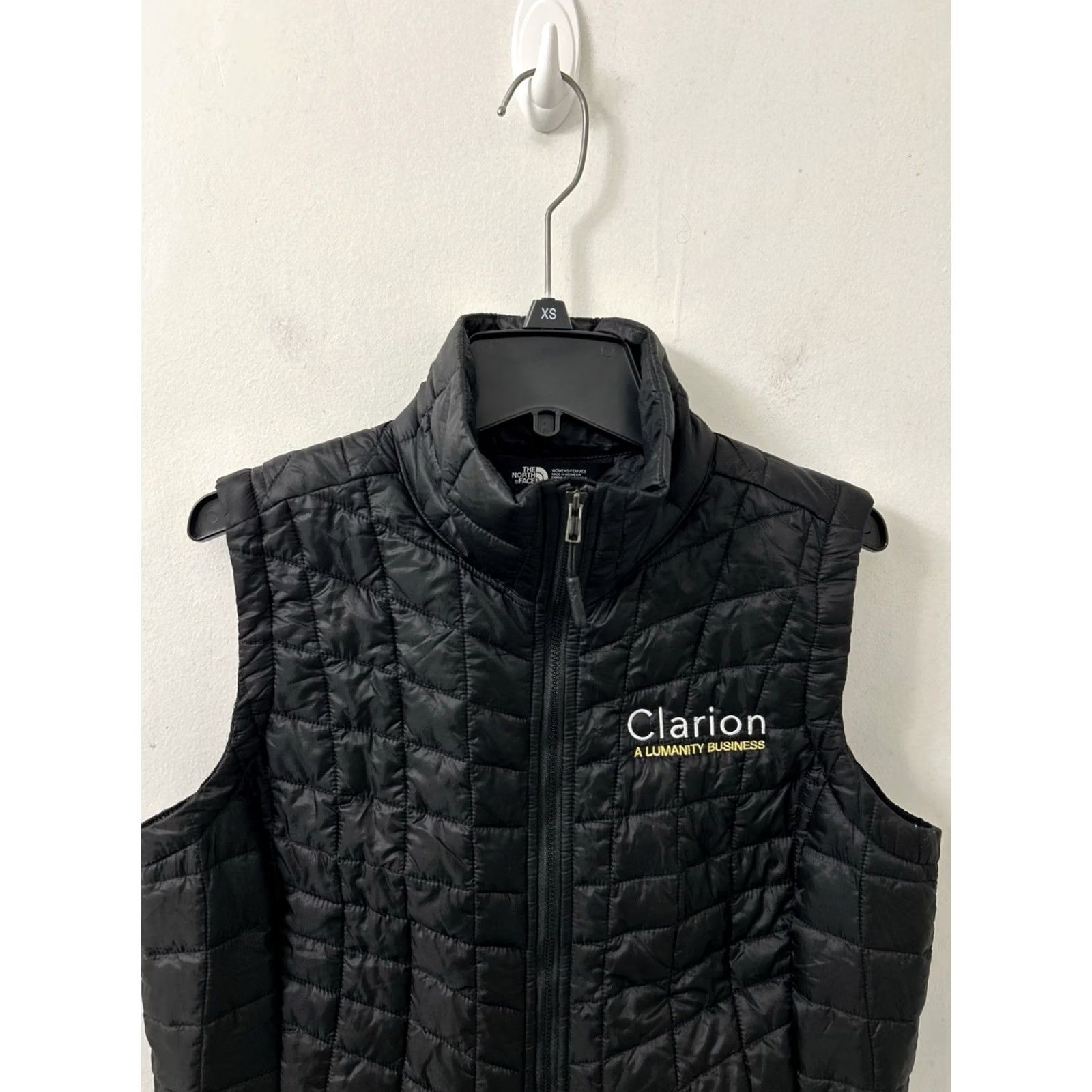 The North Face VINTAGE? The North Face Thermoball Vest Womens Size S Black Puffer Full Zip Pockets Size S / US 4 / IT 40 - 2 Thumbnail