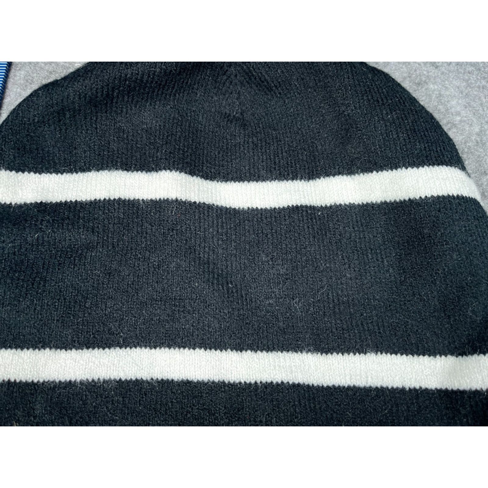 Area Loveland Ski Area Beanie Toque Adult One Size Black White Knit 100% Acrylic Pom Beanie Hat Unisex Adults Size ONE SIZE - 3 Thumbnail