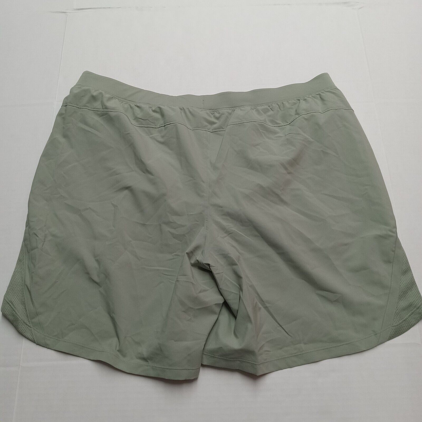 Under Armour Under Armour Men's Launch Run 7" Ins Shorts Men's 2XL Green Size US 40 / EU 56 - 7 Thumbnail