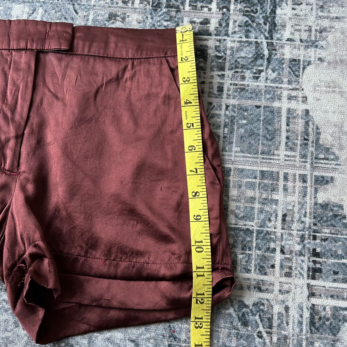 Alexander McQueen Alexander Mqueen Maroon Shorts Pants Size 27" / US 4 / IT 40 - 23 Thumbnail