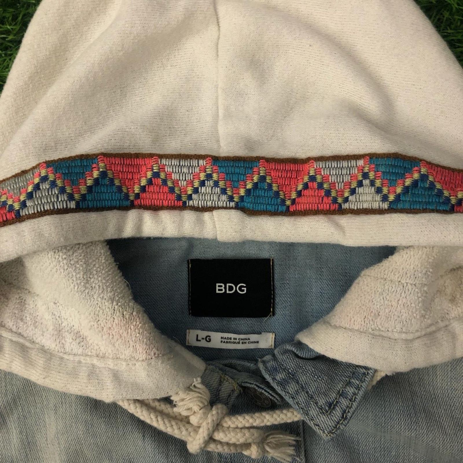 Bdg Women’s BDG Embroidered Denim Jacket Size L / US 10 / IT 46 - 4 Thumbnail