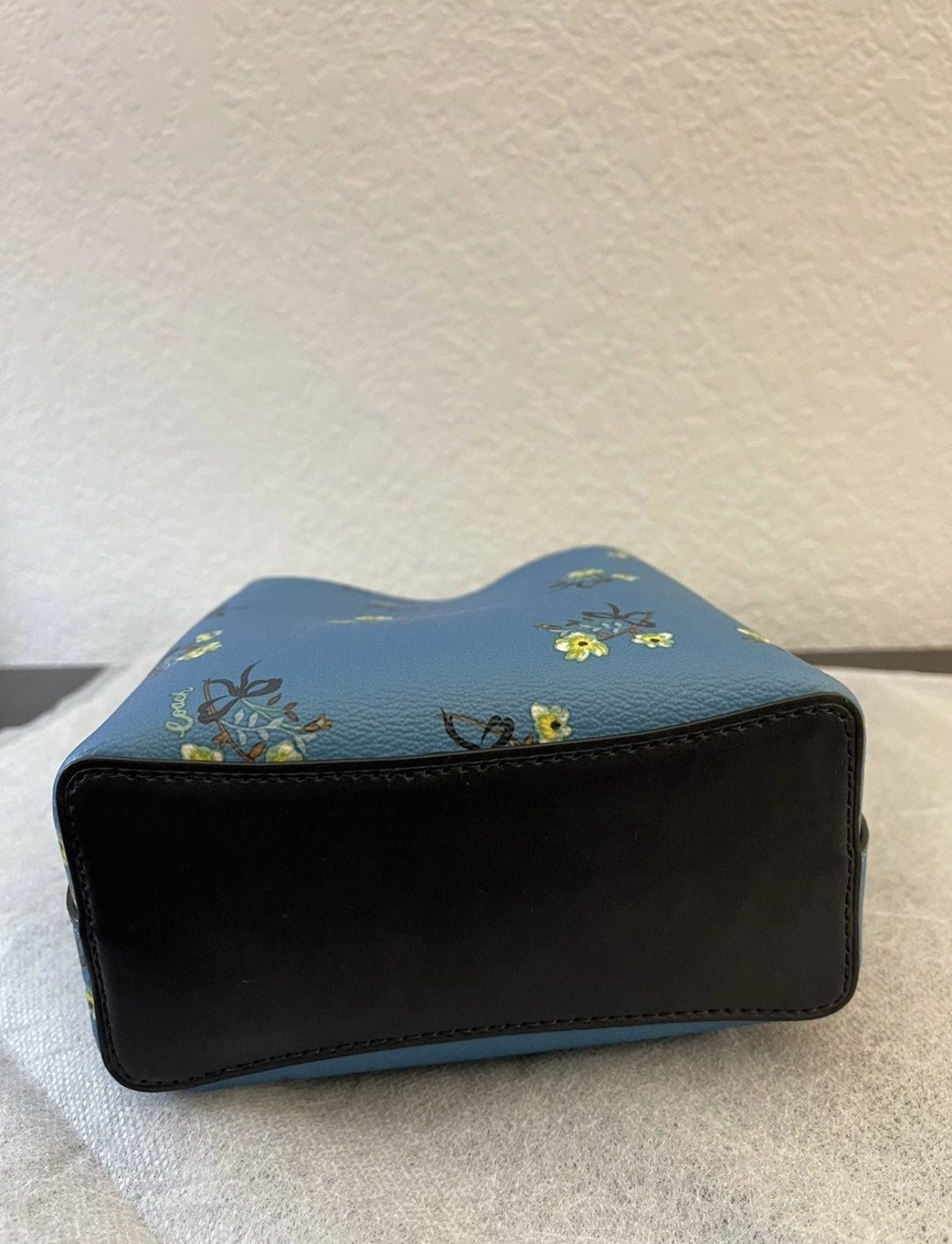 Coach Coach Mini Town Women's Bucket Bag shoulder bag in blue Size ONE SIZE - 3 Thumbnail