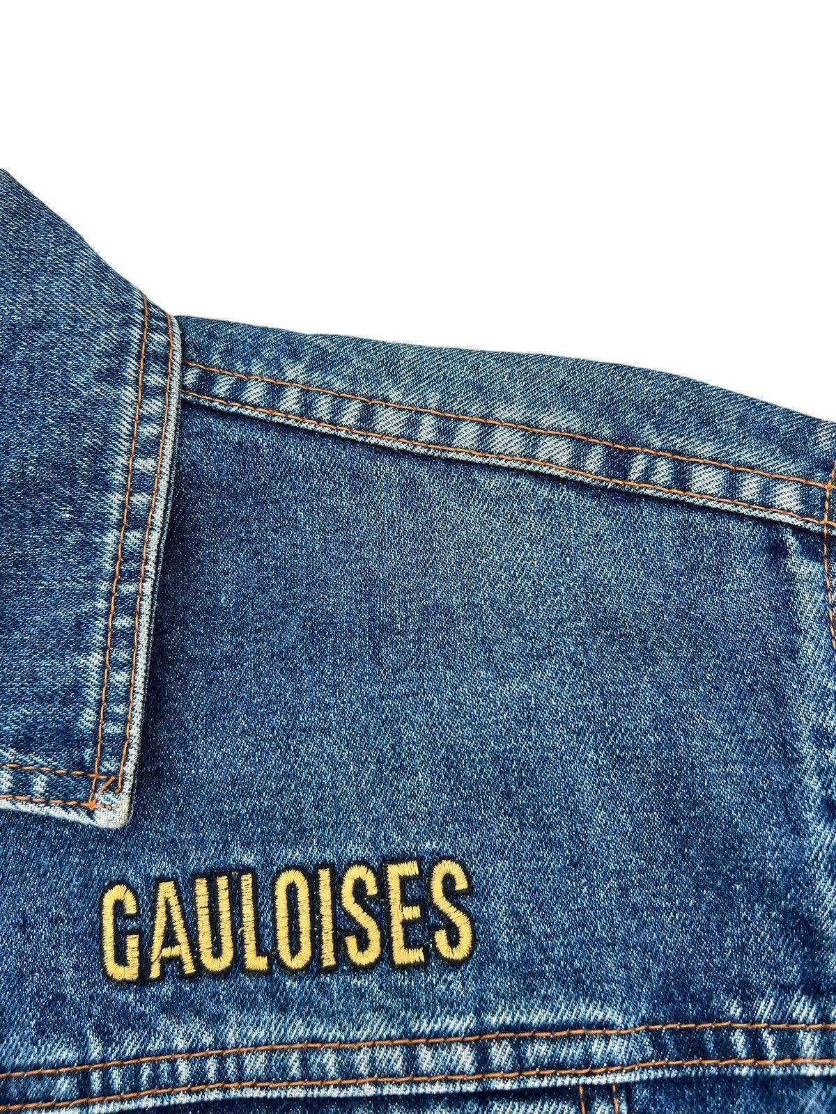 Vintage Vintage 90s Gauloises France Fade Muddy Denim Trucker Jacket Size US M / EU 48-50 / 2 - 9 Thumbnail