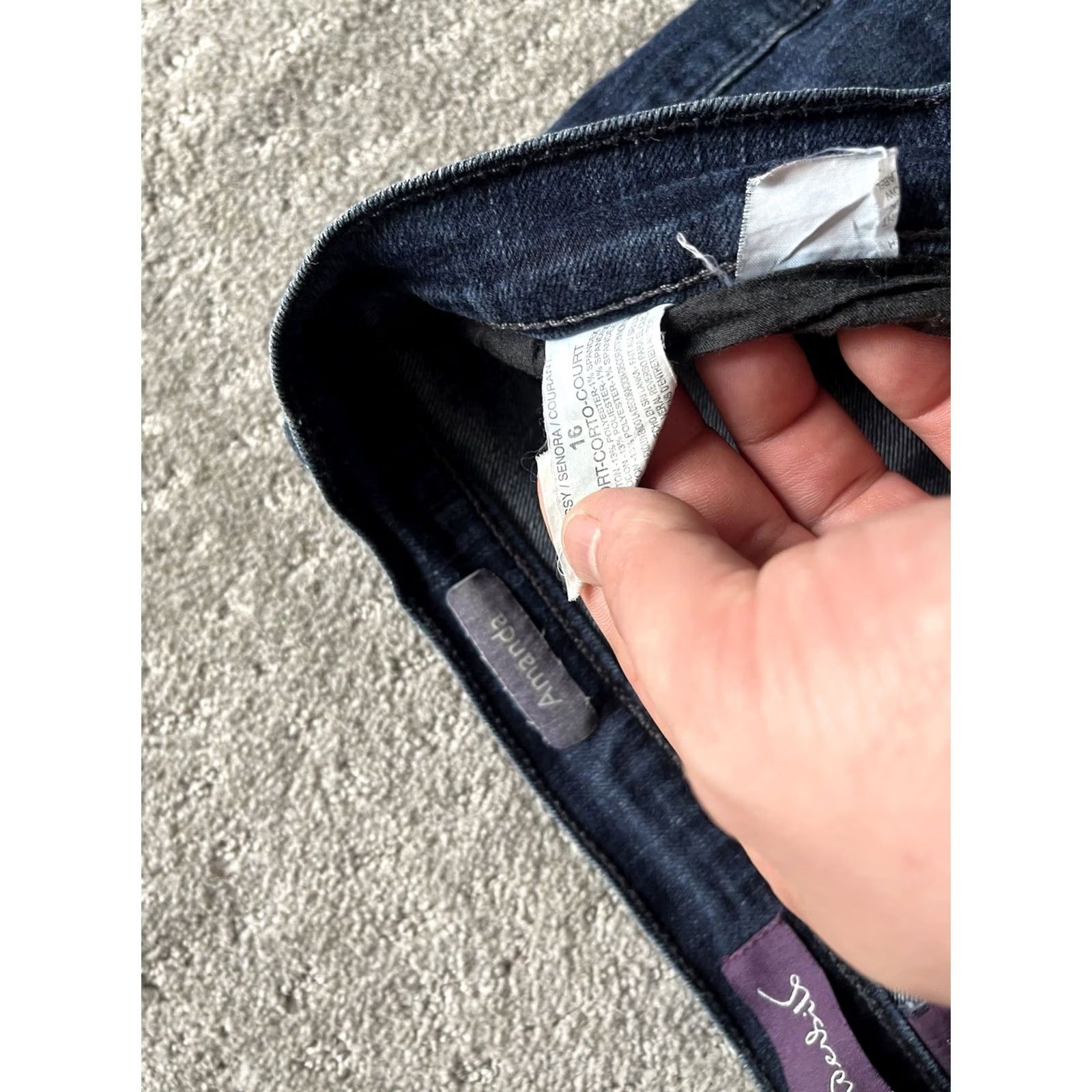 Gloria Vanderbilt Gloria Vanderbilt Amanda Jeans Straight Women 16 Blue Denim 28 In Inseam Medium Wash Regular Rise Size 38" / US 16 / IT 52 - 6 Thumbnail