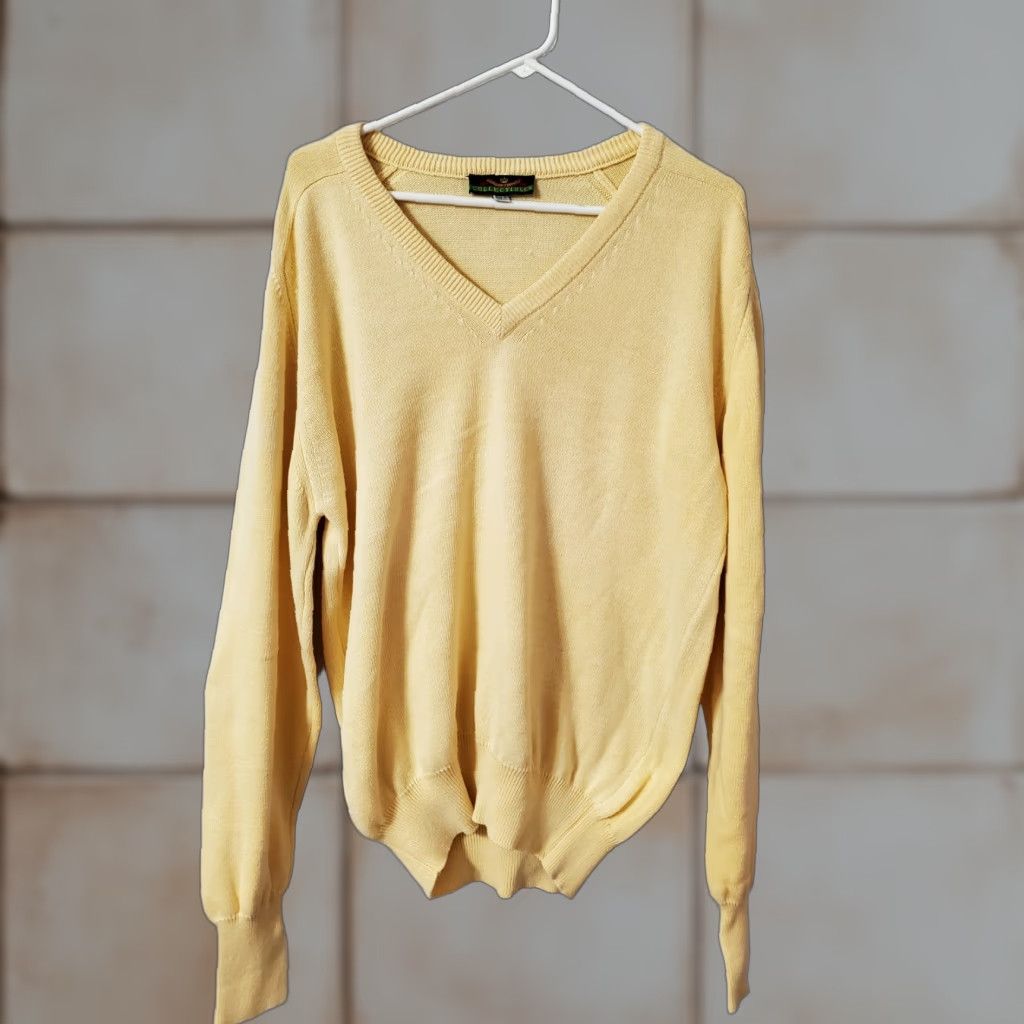 Vintage Gordon Thomas Collectibles Sweater V Neck Yellow Size M USA Egyptian Cotton Cable-Knit Pullover Mens Regular Size US M / EU 48-50 / 2 - 1 Thumbnail