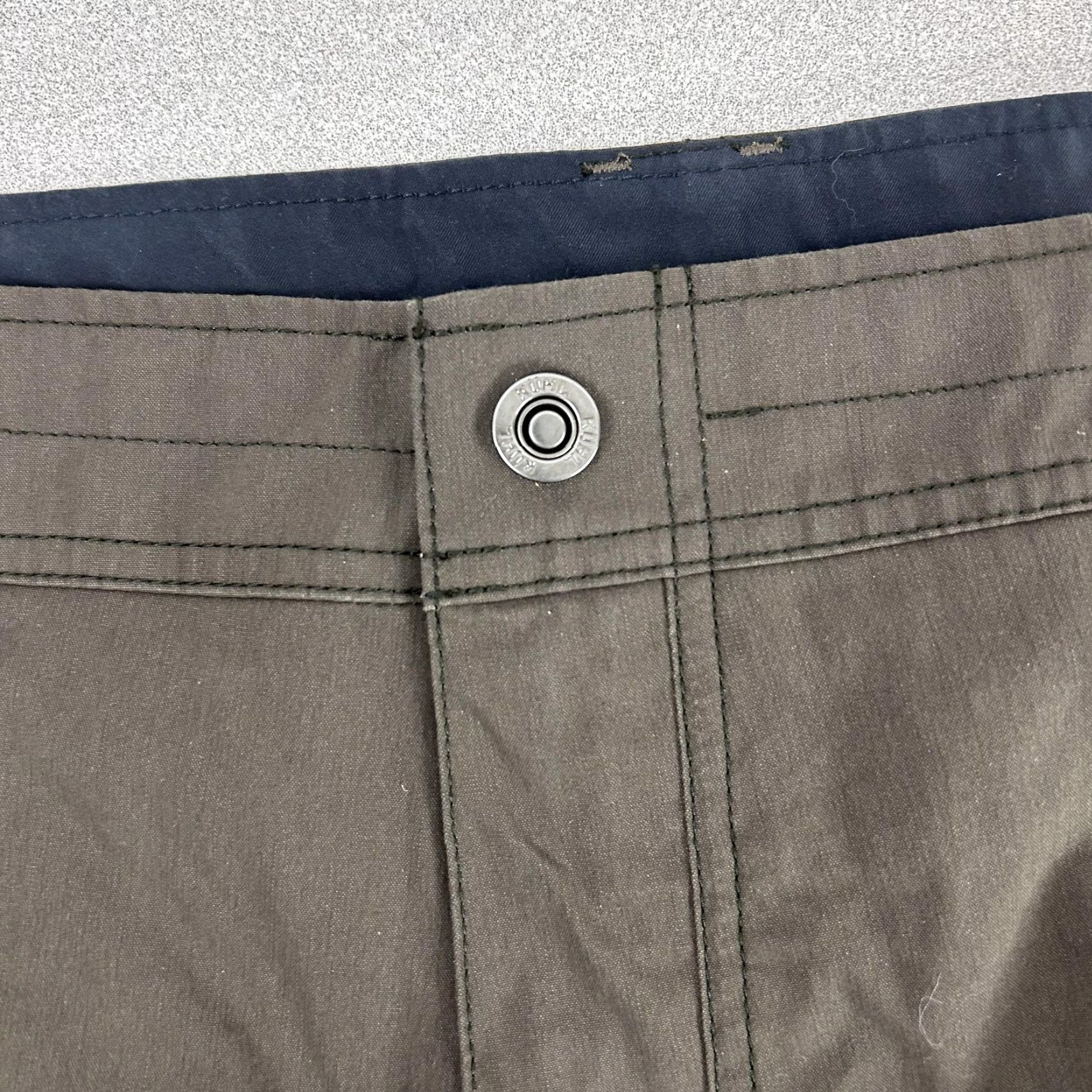 Vintage Kuhl Shorts Mens 42 Brown Quick Dry Outdoor Trail Hiking Stretch Zip Pocket 23S Size US 42 / EU 58 - 3 Thumbnail