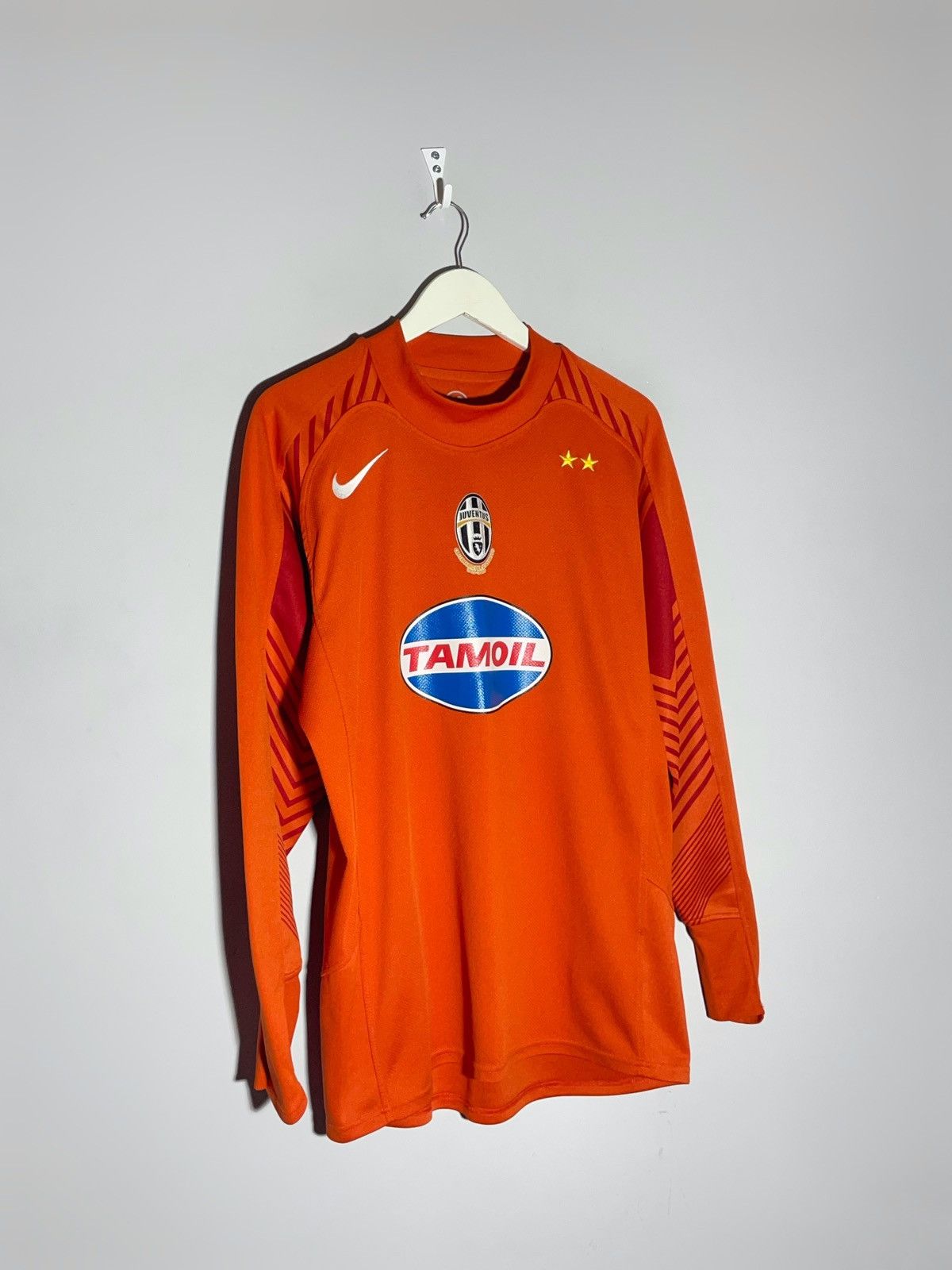 Nike × Vintage Juventus FC Nike 2005/06 Goalkeeper Vintage Soccer Jersey Size US L / EU 52-54 / 3 - 2 Thumbnail