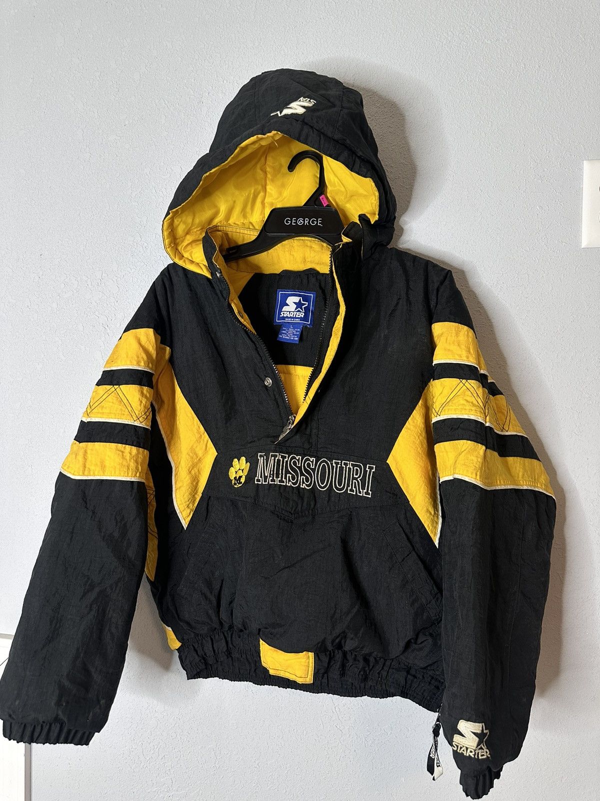 image of VTG Starter 1983 Throwback Missouri Tigers 1/2 Zip Jacket XL in Black, Men's (Size Large)