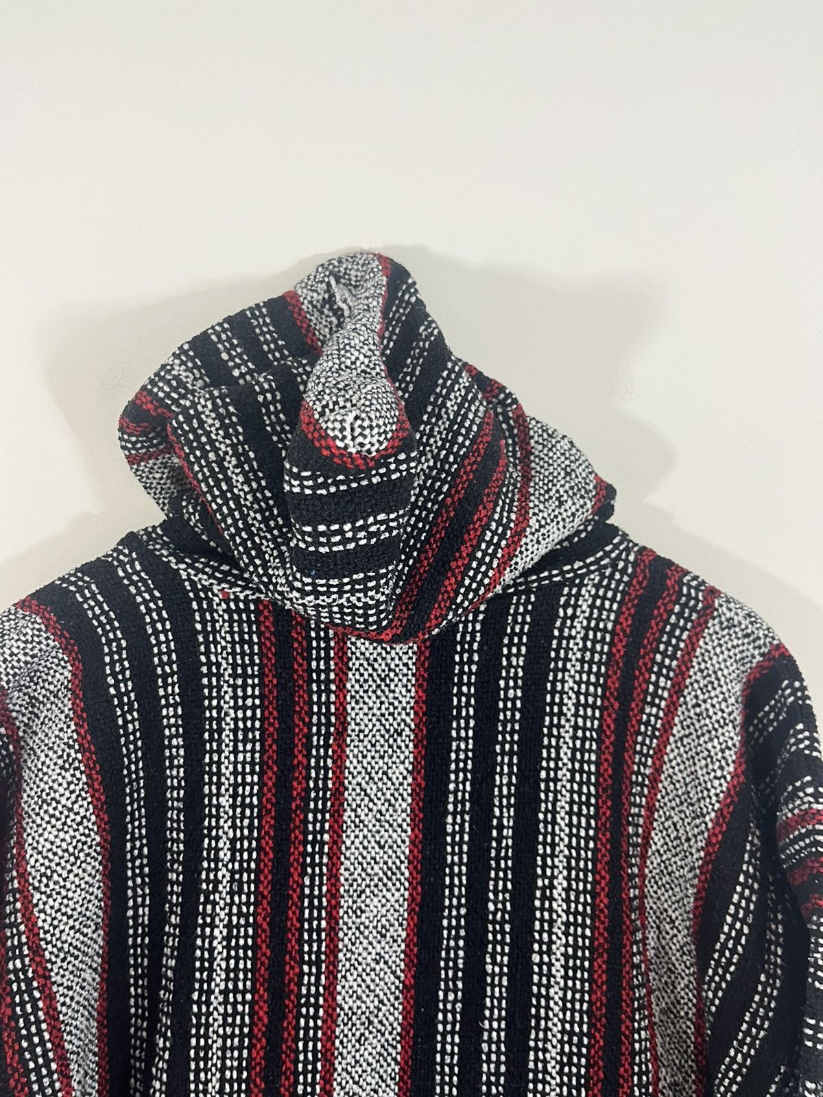 Vintage Distressed Faded Drug Rug Striped Baha Hoodie Size US L / EU 52-54 / 3 - 7 Thumbnail