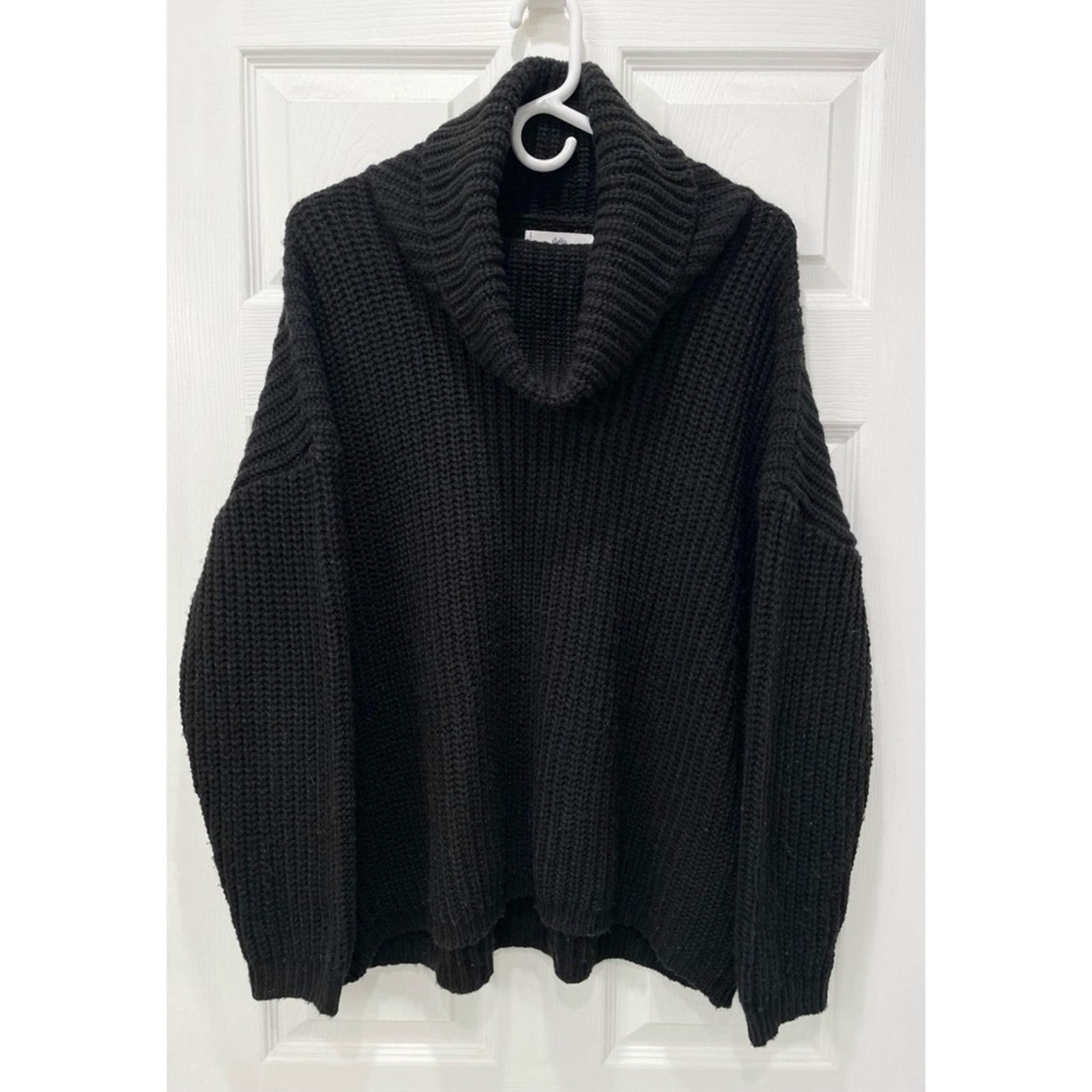Other Adika 🌺 Cowl Neck Sweater Size L / US 10 / IT 46 - 1 Thumbnail