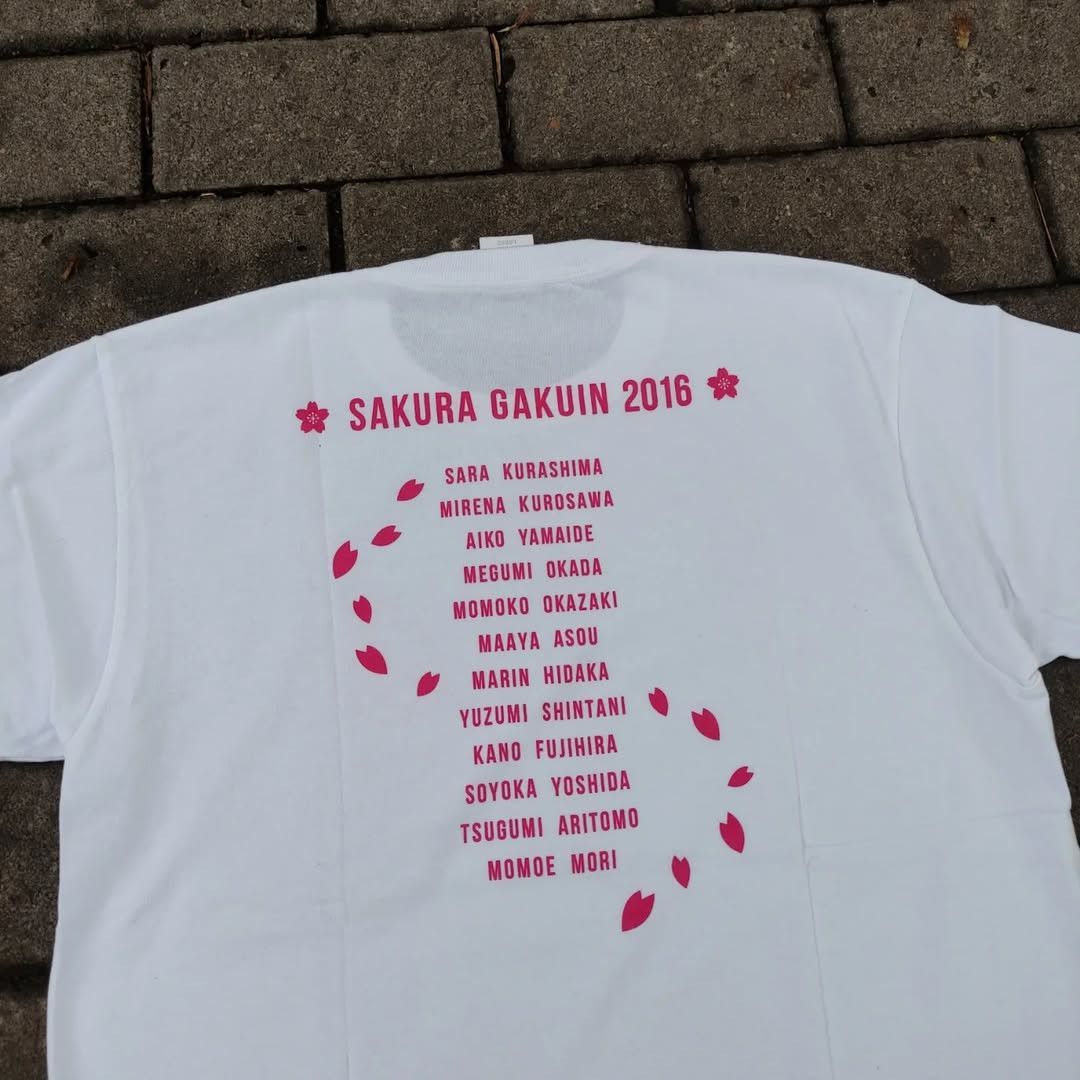 Band Tees Sakura Gakuin BABYMETAL Nendo 2016 Tee Size US L / EU 52-54 / 3 - 2 Thumbnail