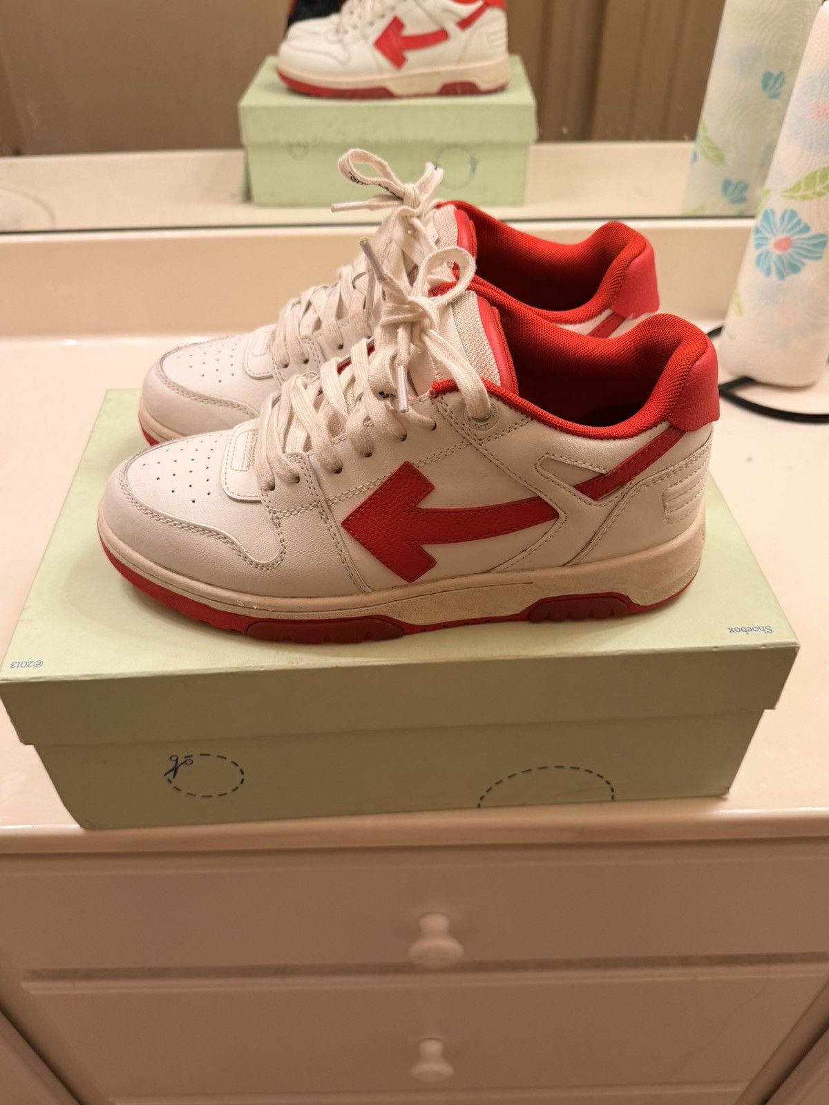 Off-White OFF-WHITE OUT OF OFFICE WHITE RED Size US 8 / EU 41 - 1 Thumbnail