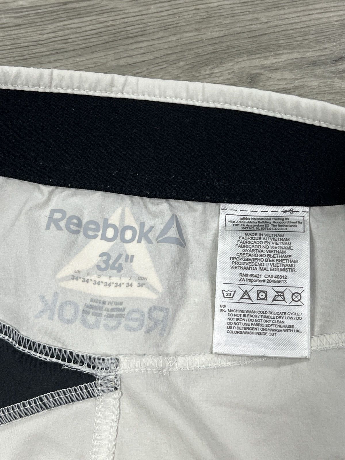 Reebok Reebok UFC Conor McGregor Authentic Fight Kit Octagon Shorts Size US 34 / EU 50 - 5 Thumbnail