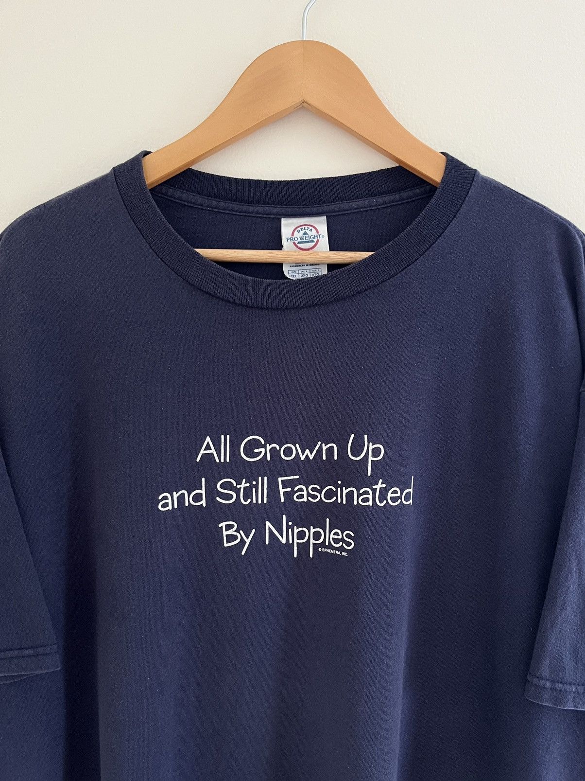 Delta RARE VINTAGE Y2K ADULT ”NIPPLES” FADED T-SHIRT Size US XXL / EU 58 / 5 - 1 Thumbnail
