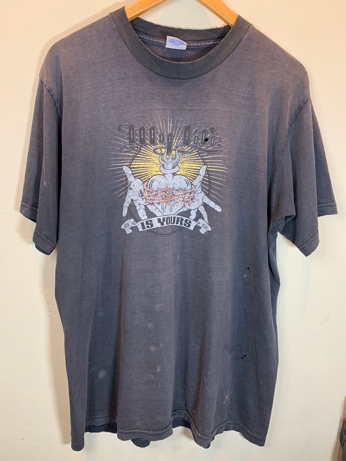 Vintage *RARE* Vintage Jesus He Died For Me Christ Faded Art Shirt L Size US L / EU 52-54 / 3 - 2 Thumbnail
