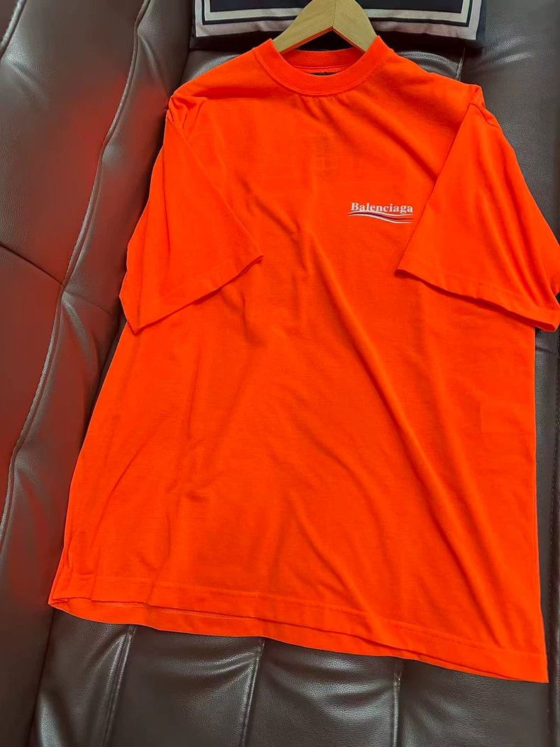 Balenciaga Balenciaga Fluorescent orange cola short sleeve Size US S / EU 44-46 / 1 - 1 Thumbnail