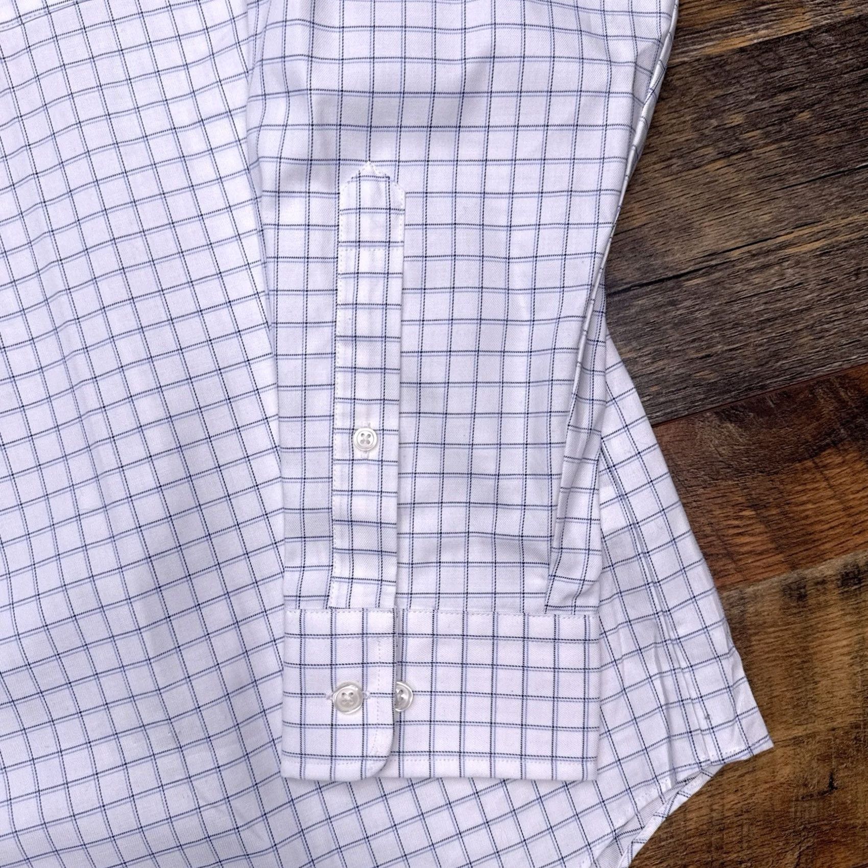 Croft & Barrow Croft & Barrow Shirt Mens 16.5 34/35 White Grid Check Button-Up Easy Care Regular Long Sleeve Classic Knit Cotton Casual Workwear Size US XL / EU 56 / 4 - 7 Thumbnail