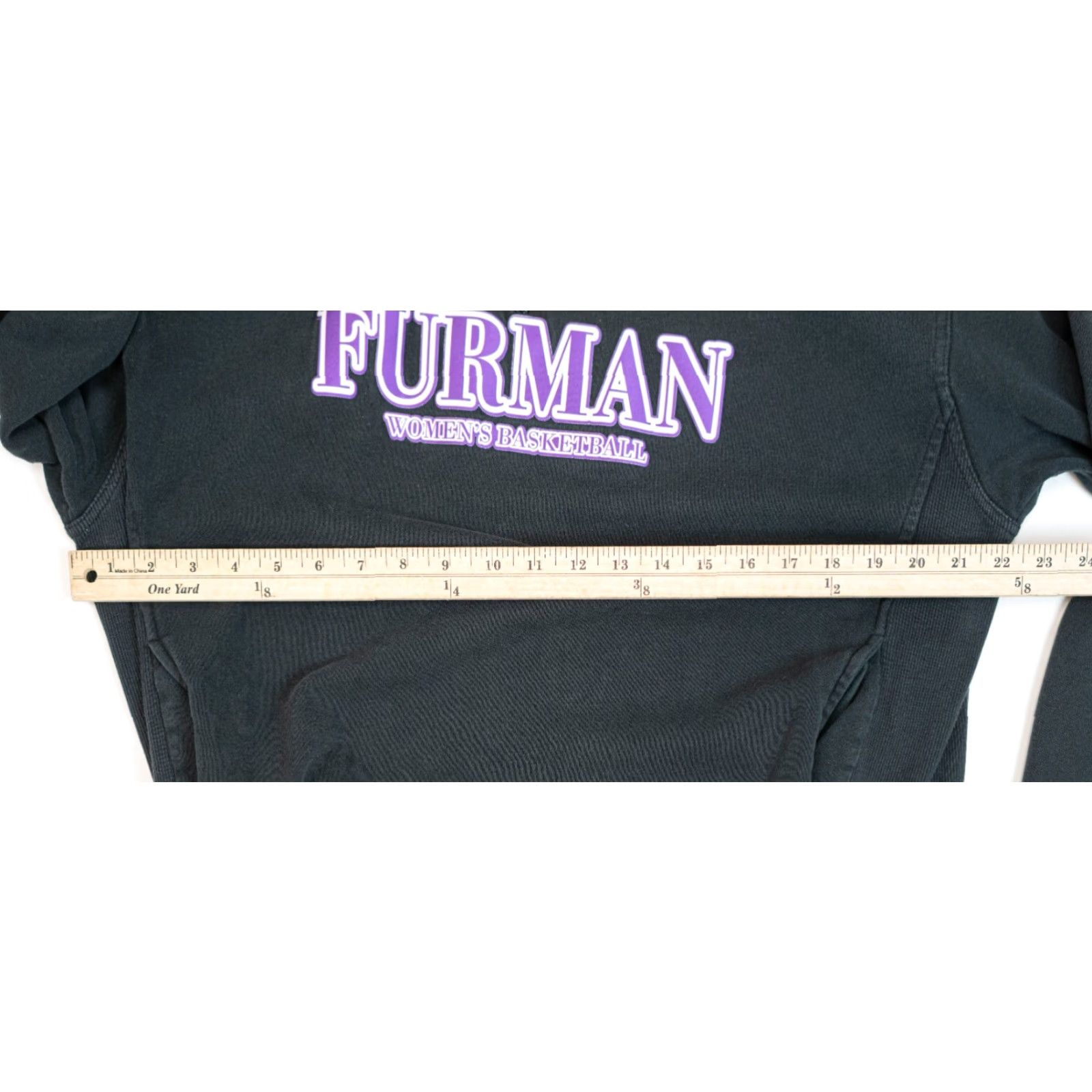 Nike VINTAGE NIKE Furman University Sweatshirt 1/4 Zip Men M Black NCAA Basketball pullover Size US M / EU 48-50 / 2 - 7 Thumbnail
