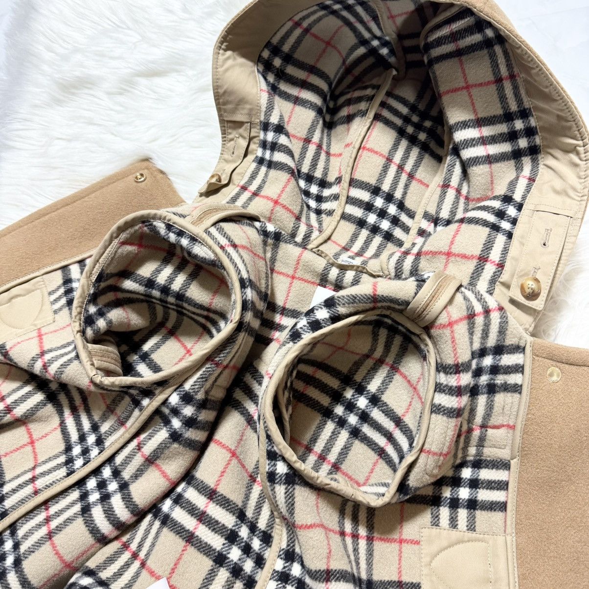 Burberry Burberry , leather trimmed, hooded, duffle coat Size XS / US 0-2 / IT 36-38 - 16 Thumbnail