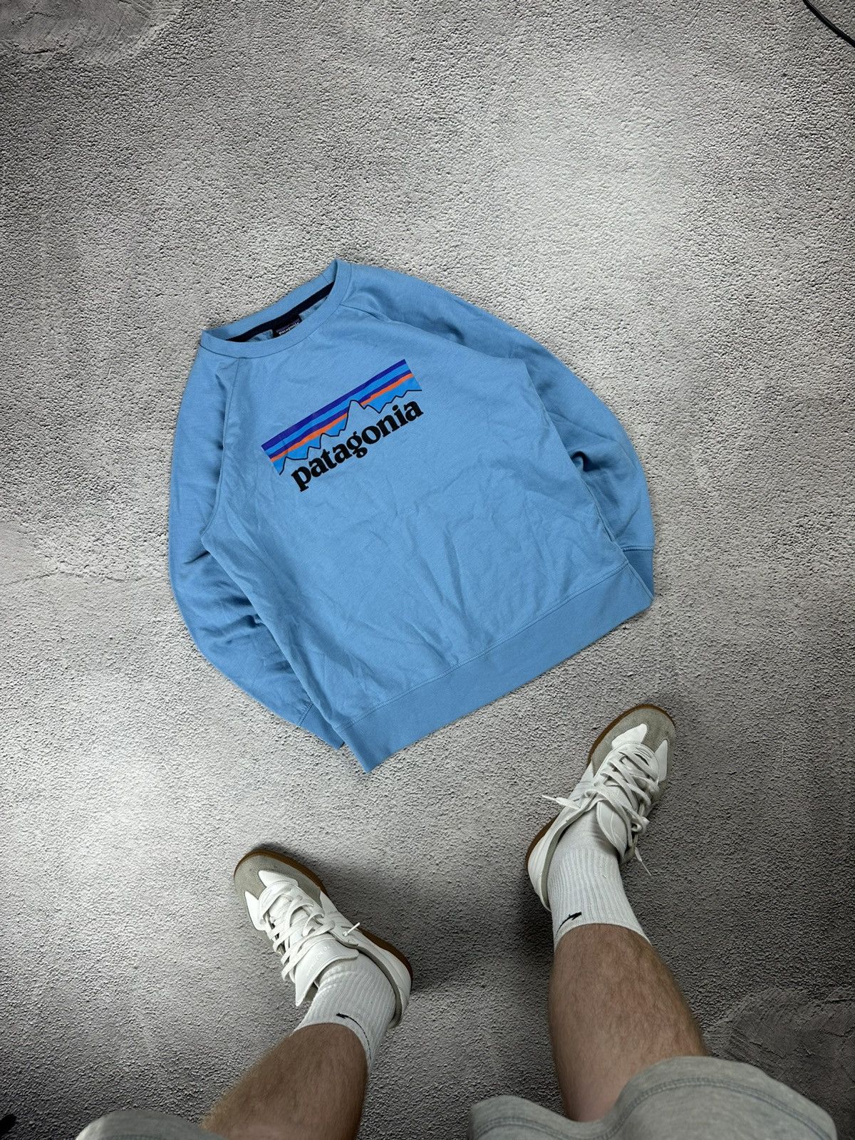 Patagonia Vintage Patagonia Blue Navy Sweatshirt Y2K Big Logo Style Size US S / EU 44-46 / 1 - 1 Thumbnail