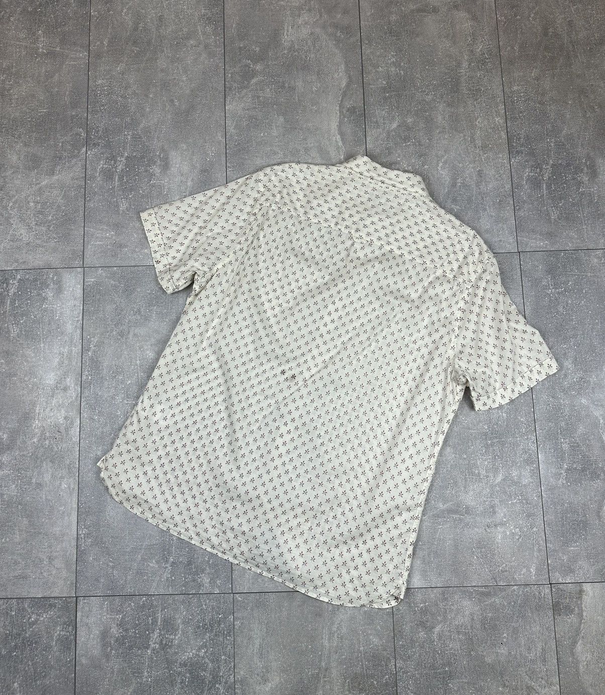 Allsaints Allsaints Shirts Button Up Flower Print Size US XL / EU 56 / 4 - 10 Thumbnail