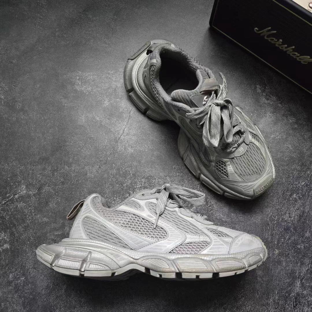 Balenciaga BALENCIAGA 3XL 3M Reflective Gray/White EU39 98New 2Worn Size US 6 / EU 39 - 6 Thumbnail