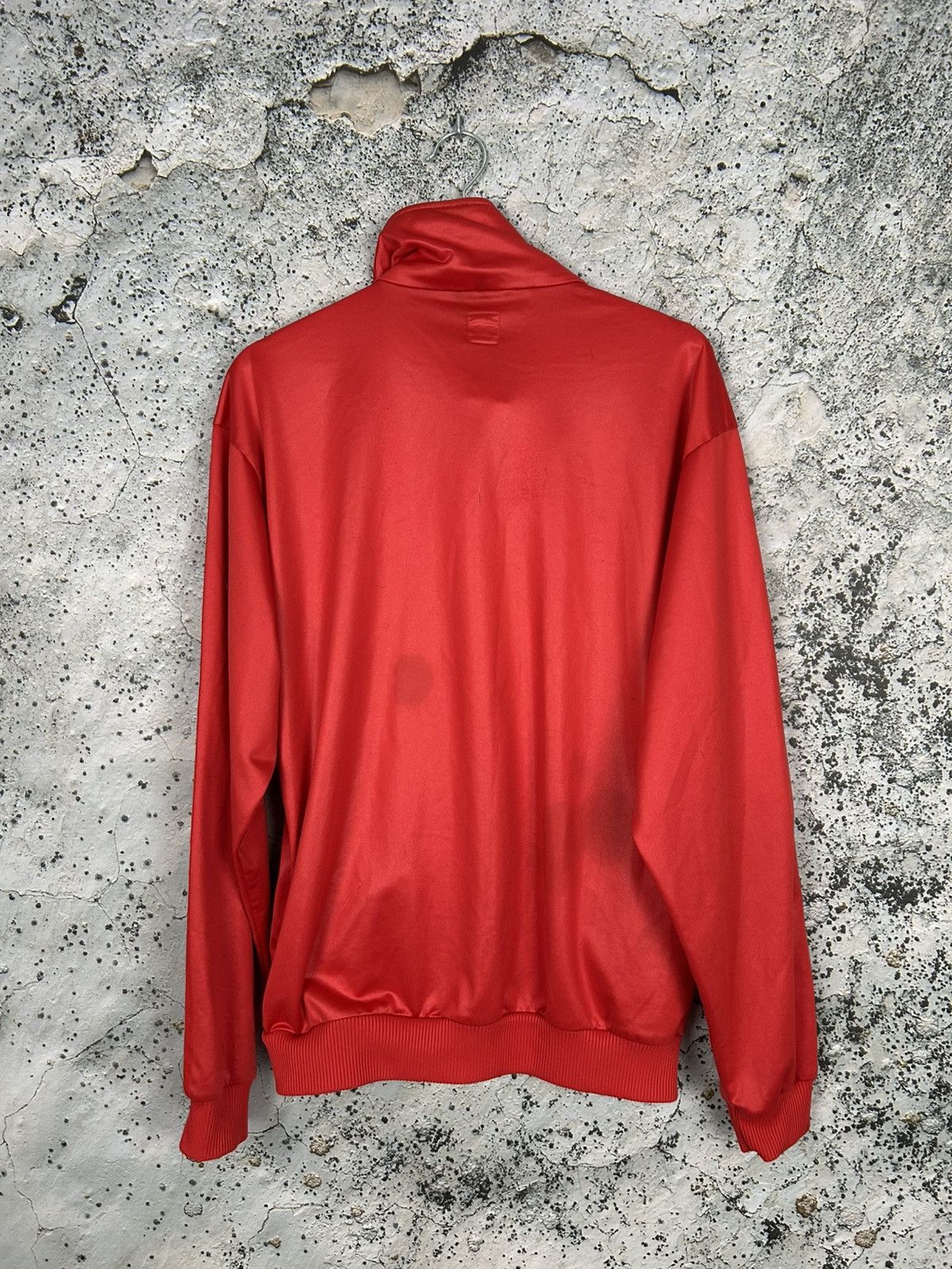 Adidas Vintage Adidas Chile62 Red Tracksuit Sweatshirt Steetwear Size US L / EU 52-54 / 3 - 6 Thumbnail