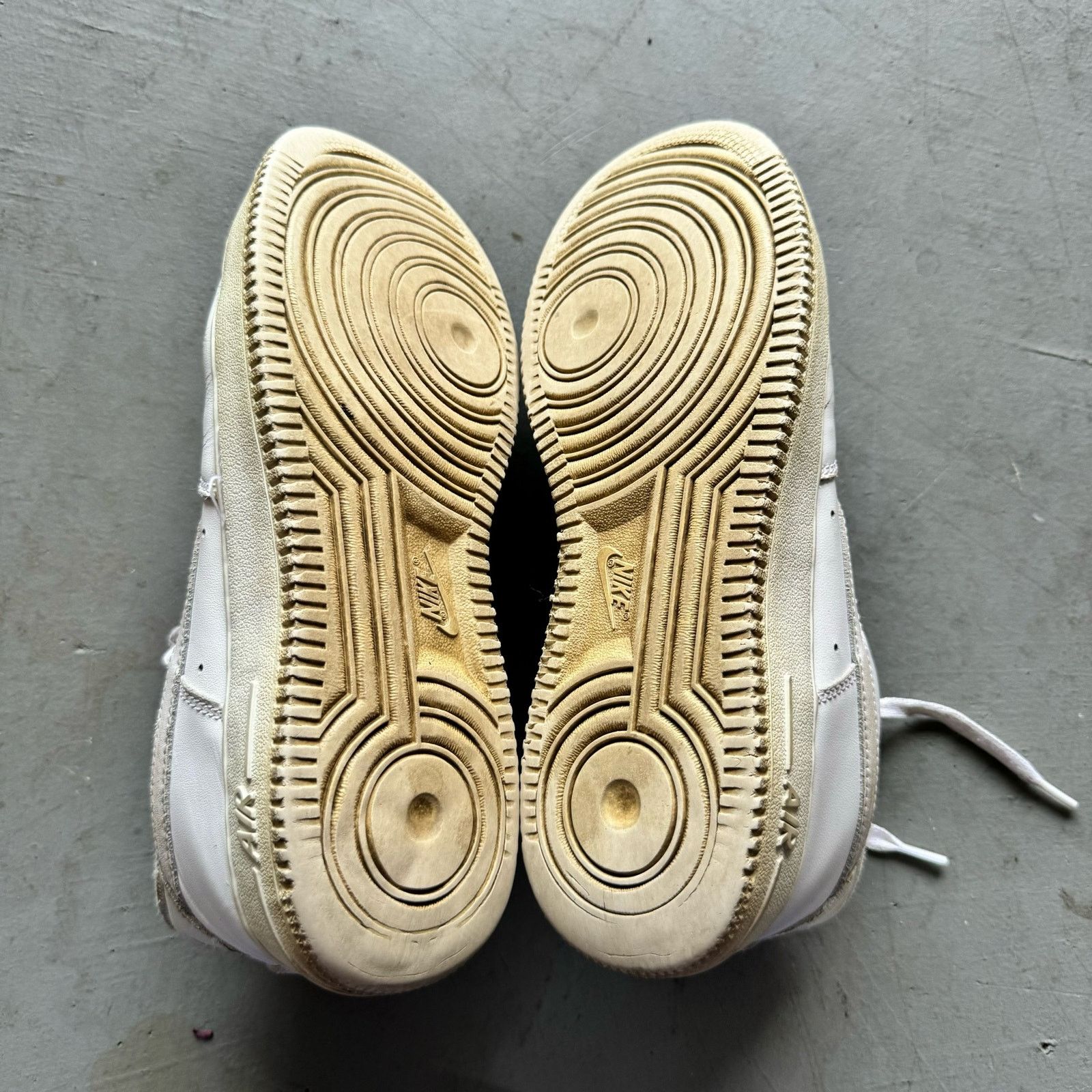 Nike Air Force 1 Women’s 8.5 All White Size US 8.5 / IT 38.5 - 4 Thumbnail