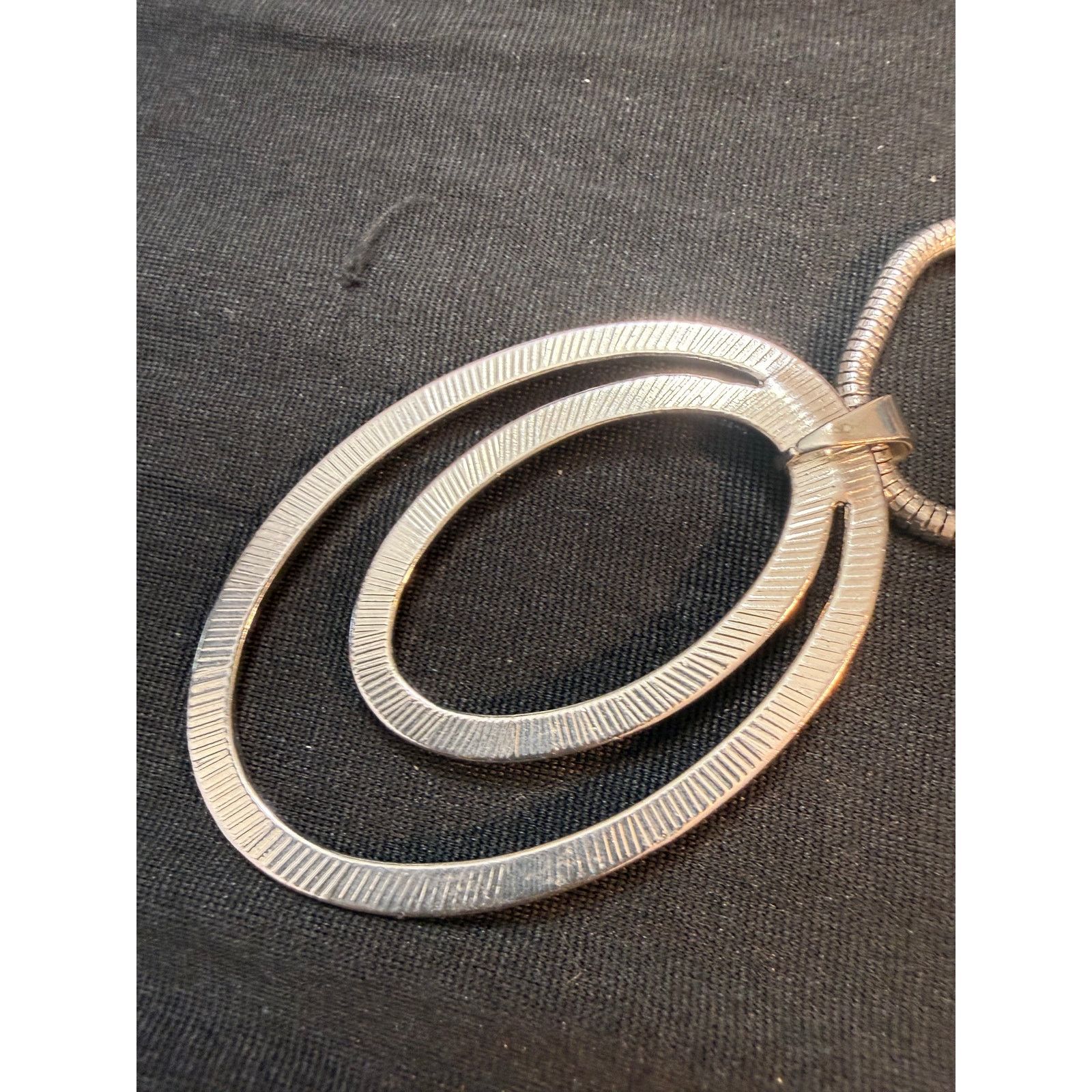 Other Macy’s Silver Tone Double Oval Pendant Snake Chain Necklace Size ONE SIZE - 5 Thumbnail