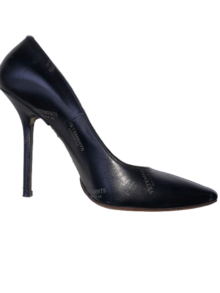 Black Leather Pumps with 