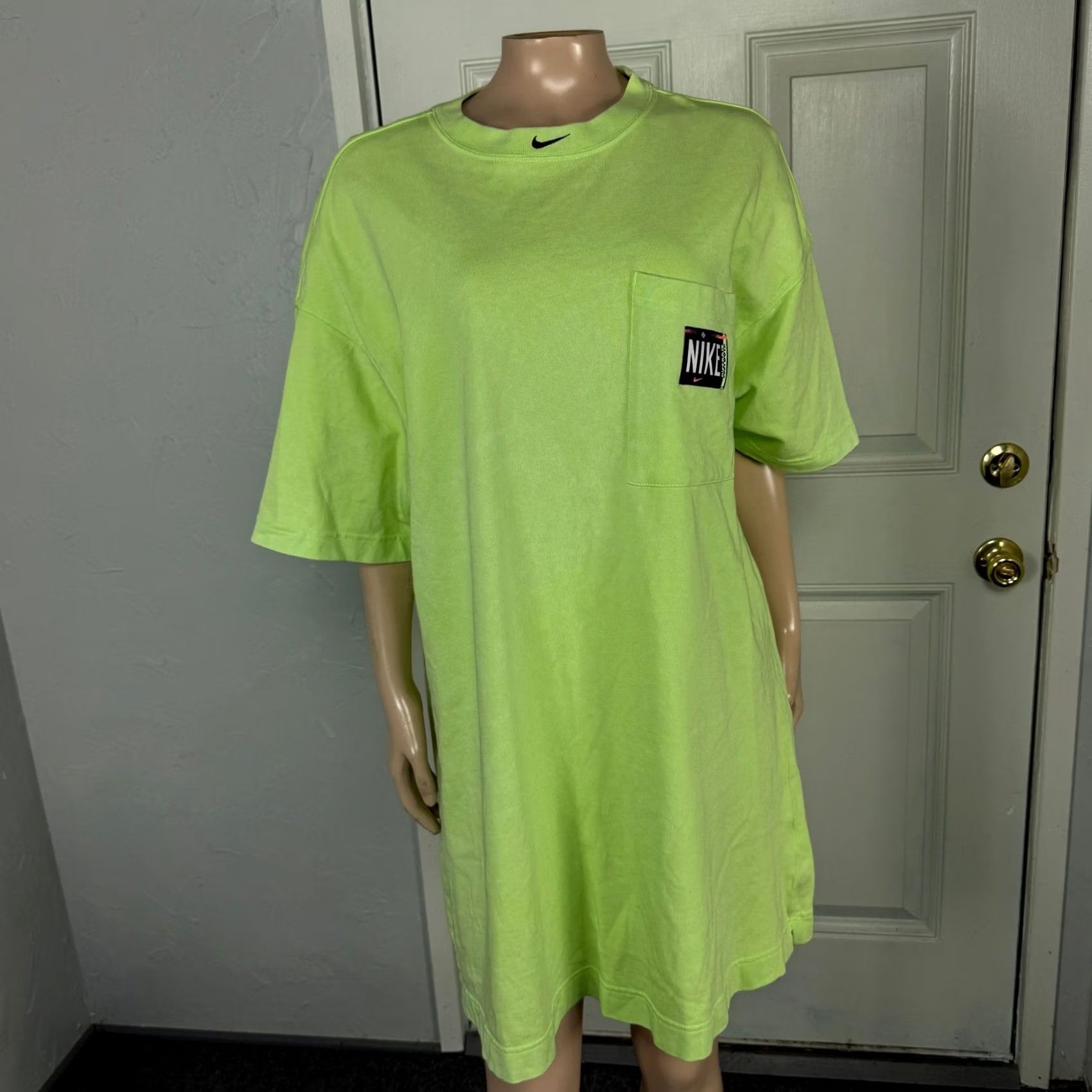 Nike Nike Shirt Dress L Green Crew Neck Short Sleeve Knit Cotton Vintage: No (adjusted) Size L / US 10 / IT 46 - 2 Thumbnail