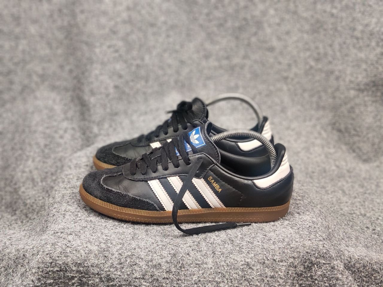Adidas Vintage Adidas Samba Classic Logo Leather sneakers Shoes Y2K Size US 6 / EU 39 - 10 Thumbnail