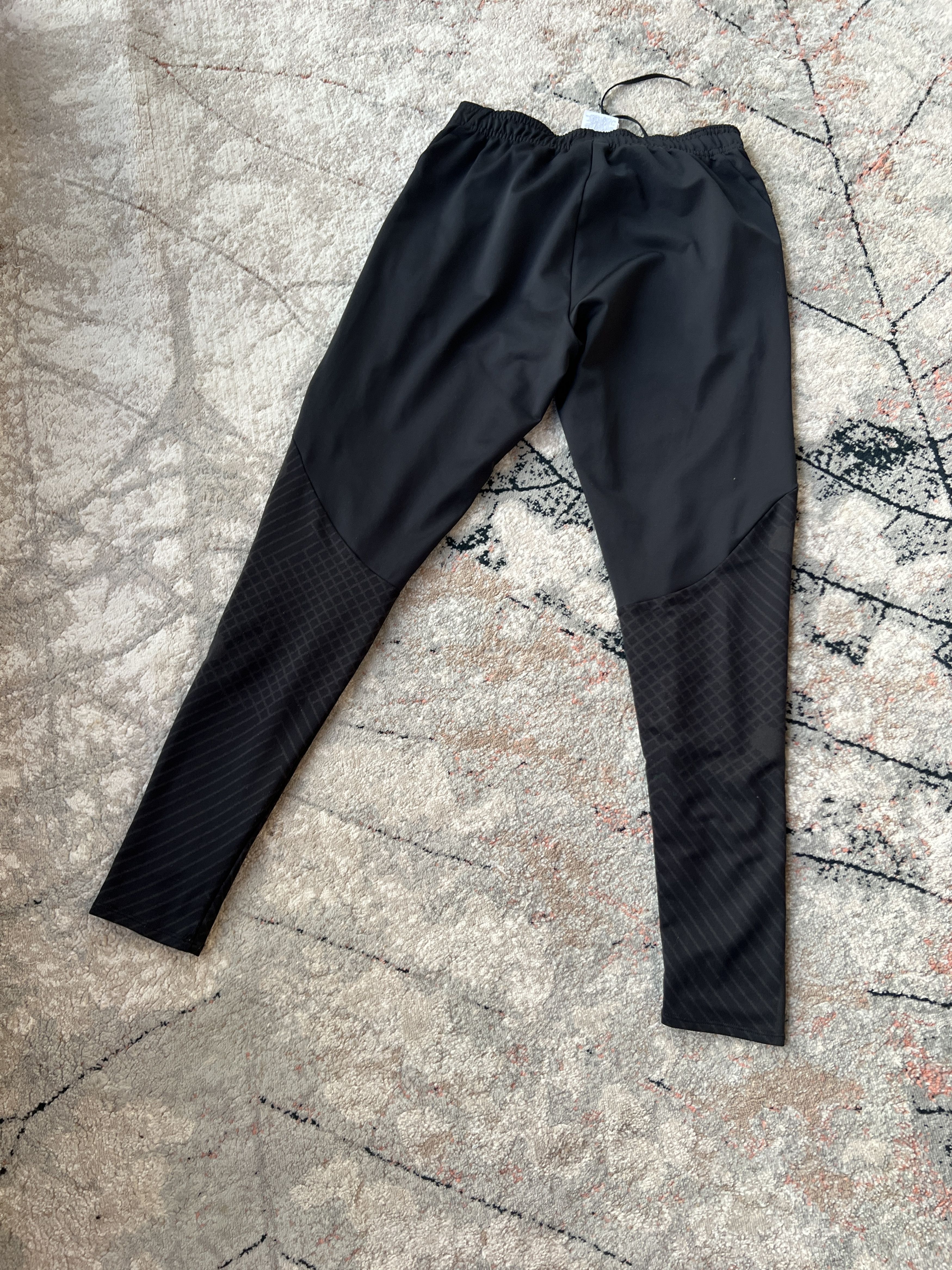 Jordan Brand Jordan PSG Football Sweatpants Size US 30 / EU 46 - 7 Thumbnail
