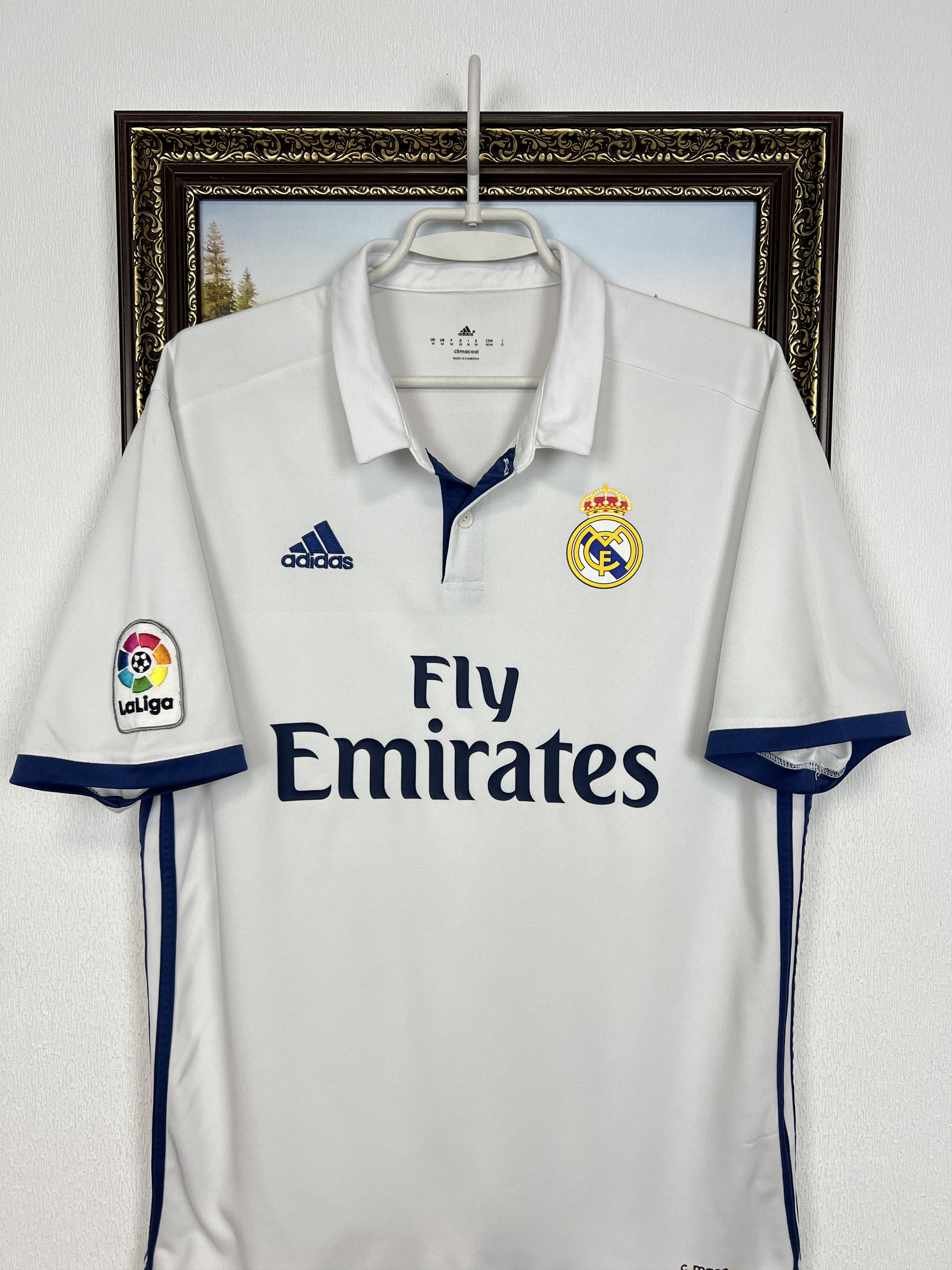 Adidas Real Madrid football shirt 2016 Soccer Adidas Tee Hype Size US M / EU 48-50 / 2 - 2 Thumbnail