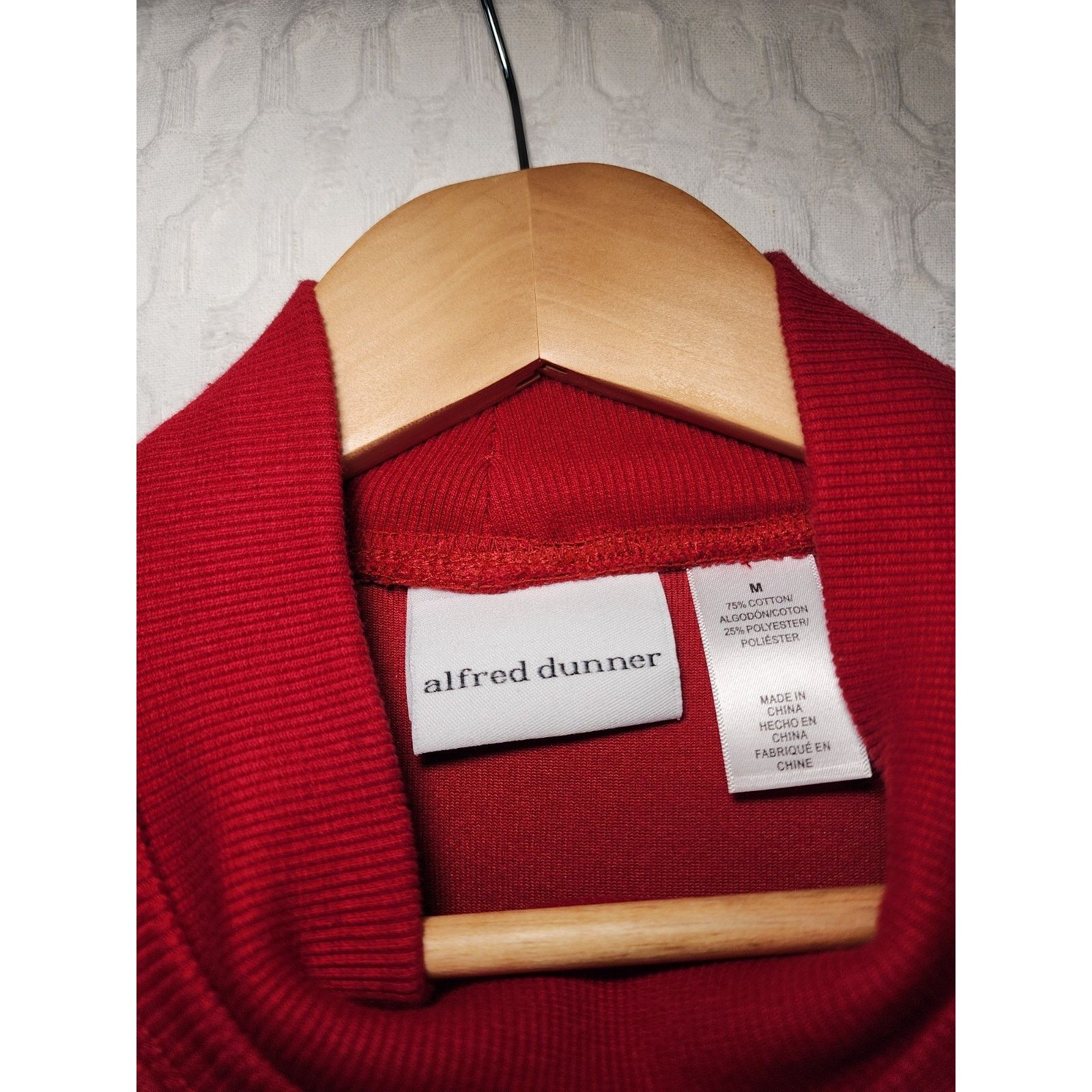 Other Alfred Dunner Vintage Medium Red Velvet Sweatshirt Size M / US 6-8 / IT 42-44 - 6 Thumbnail