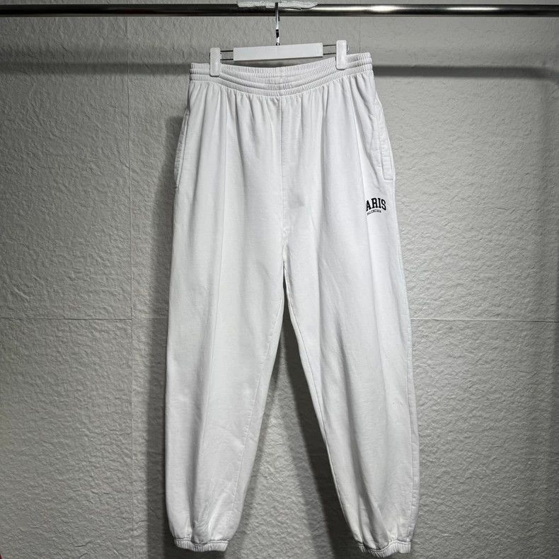 Balenciaga Balenciaga size m FW22 Solid Monogram Logo Corset Sweatpant Size US 30 / EU 46 - 1 Thumbnail