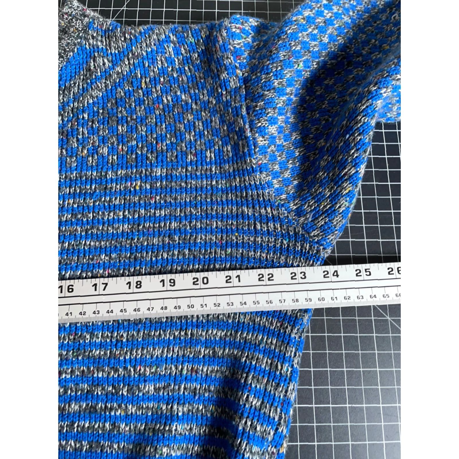 Vintage VINTAGE Horseradish Geometric Crew Neck Sweater Mens Large 80s Blue Gray Acrylic Knit Dad Pullover Knitwear (Regular Fit) Size US L / EU 52-54 / 3 - 5 Thumbnail