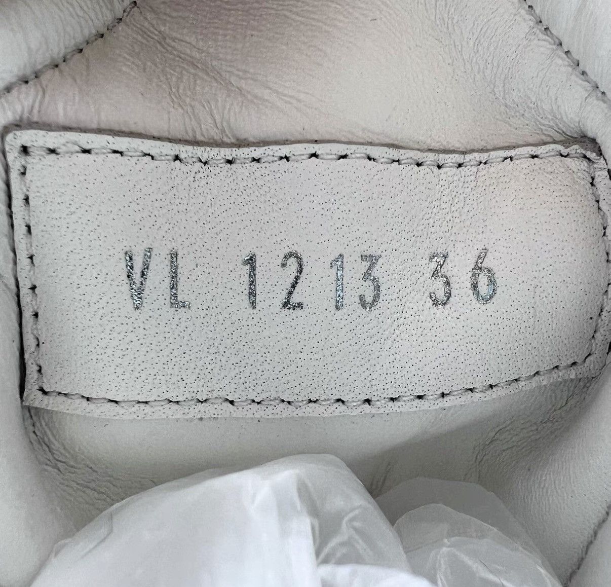 Louis Vuitton Louis Vuitton Pink & White Archlight Sneakers Women's K12 Size US 6 / IT 36 - 4 Thumbnail