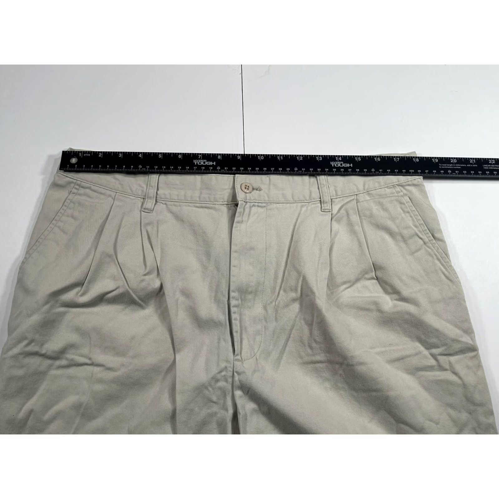 DKNY DKNY Shorts Men 38 Classic Fit Light Beige Cotton Khaki Chino Summer Casual Gel/Khakis? Size US 38 / EU 54 - 2 Thumbnail