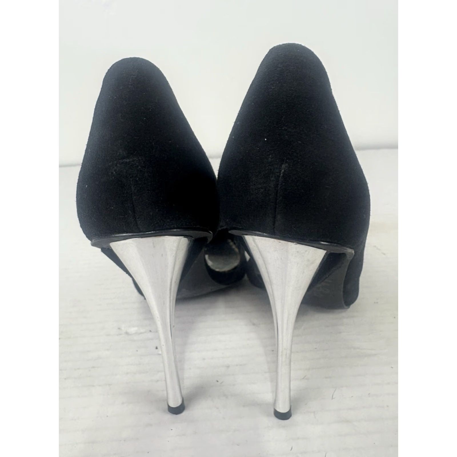 Bebe VINTAGE Bebe Women's Suede Pointed Toe Stiletto Heel 4.5in M Size 7 Silver Black Formal Cocktail Women Size US 7 / IT 37 - 7 Thumbnail
