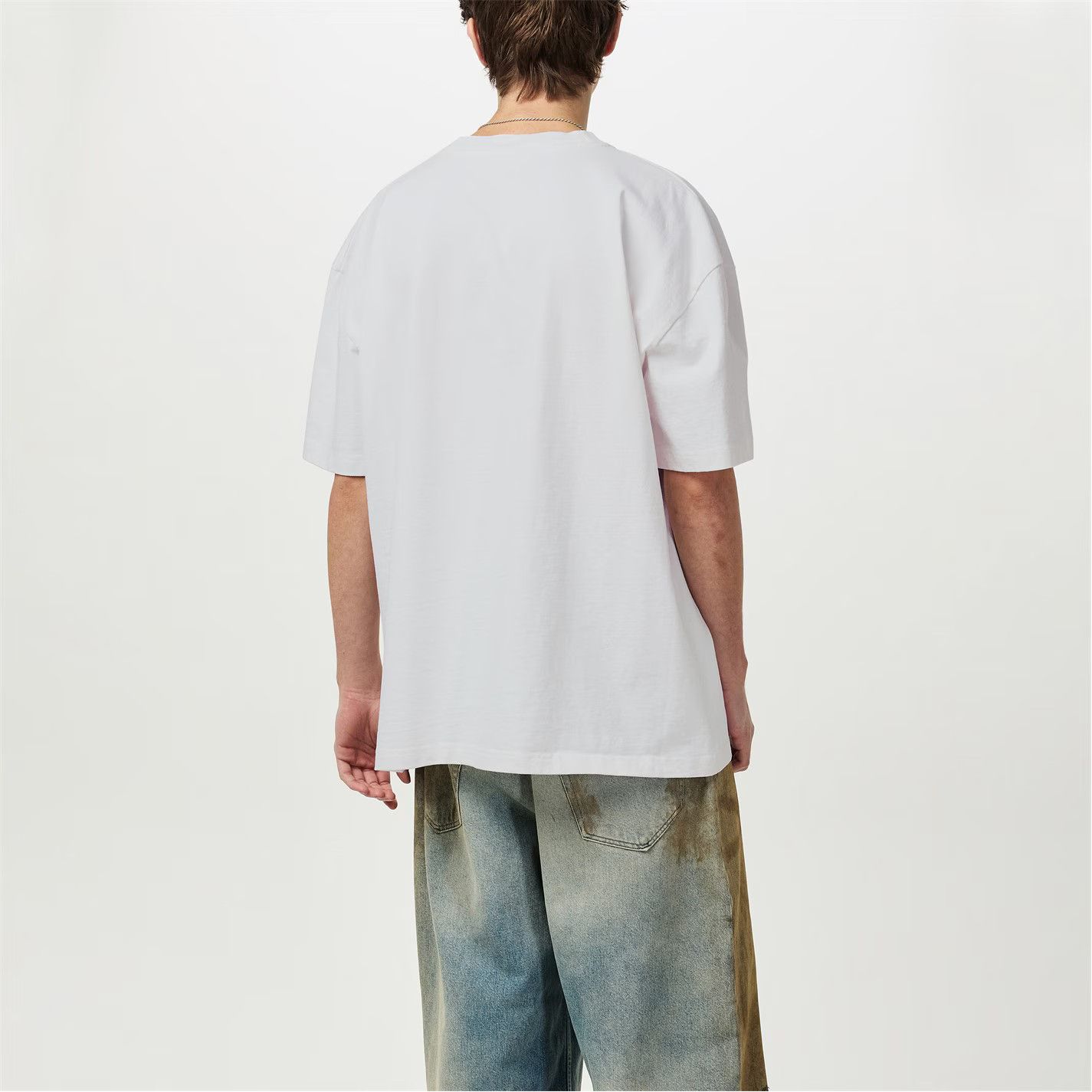 Acne Studios o1g2r1mq0825 Spray T-Shirt in White Size US S / EU 44-46 / 1 - 3 Thumbnail