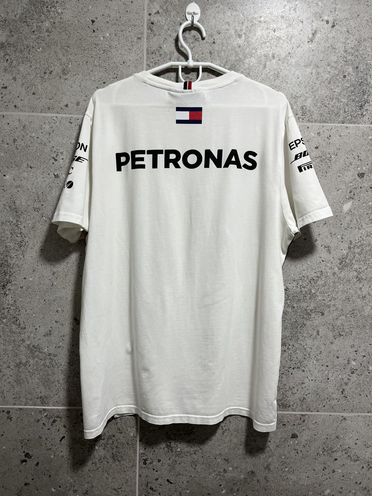Tommy Hilfiger Mersedes-Benz AMG T-Shirt White Motosport Size M Size US M / EU 48-50 / 2 - 9 Thumbnail