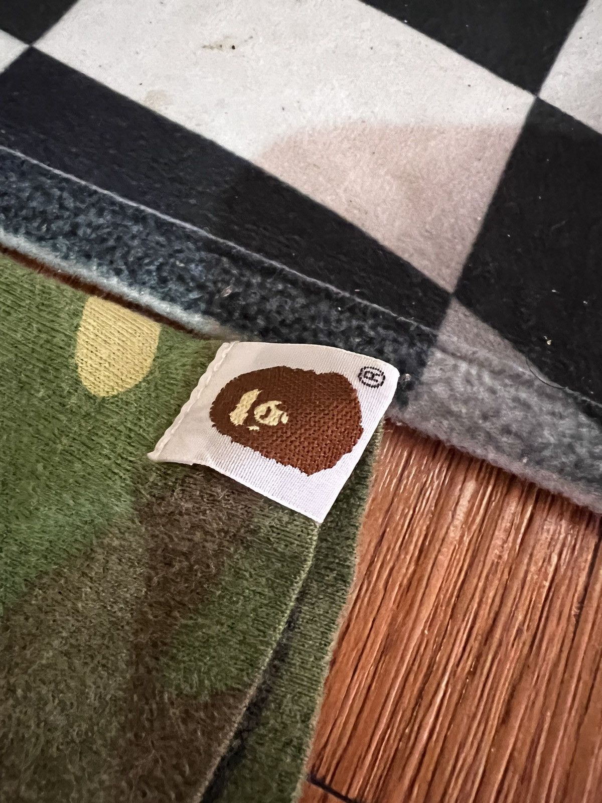 Bape × Vintage Woodland Camo College Tee Size US M / EU 48-50 / 2 - 6 Thumbnail