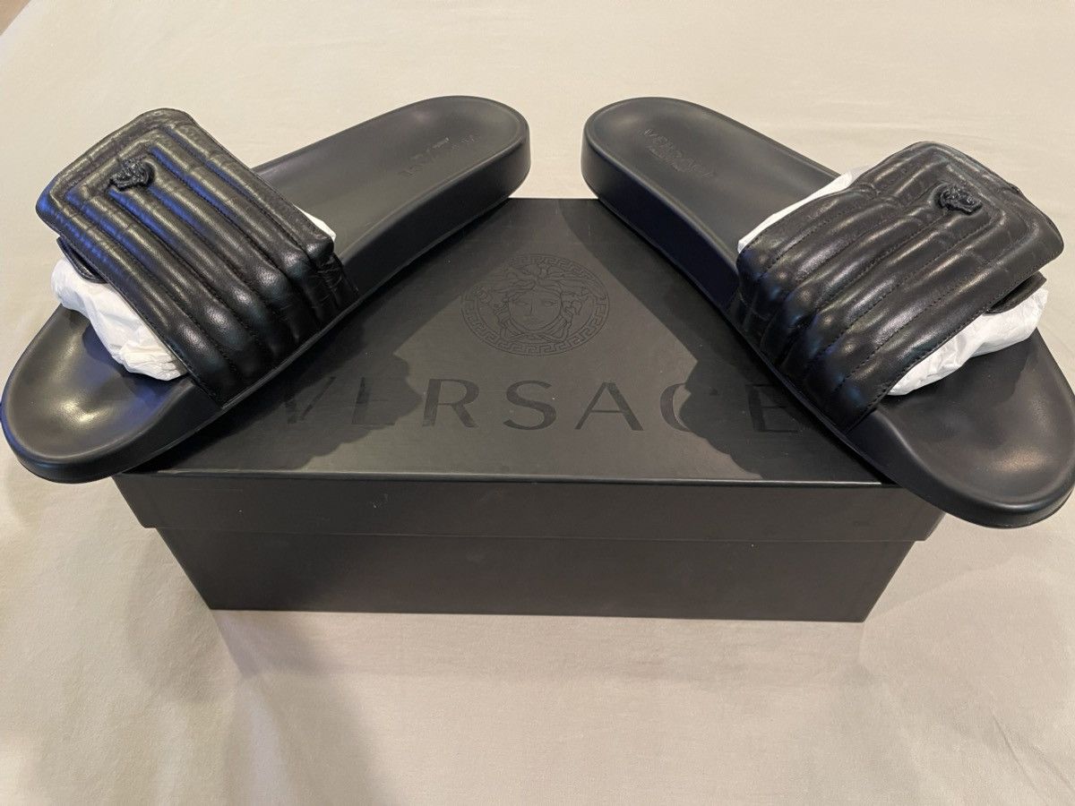 Versace Black Versace Slides, size 12 Size US 12 / EU 45 - 7 Thumbnail