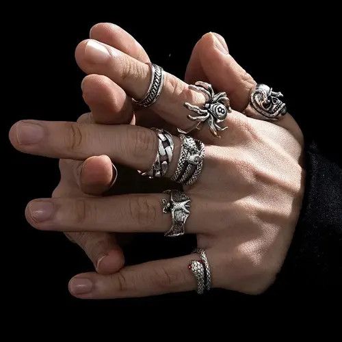 VIBE 7 Pieces/ Set- Gothic Theme Ring Size ONE SIZE - 4 Thumbnail