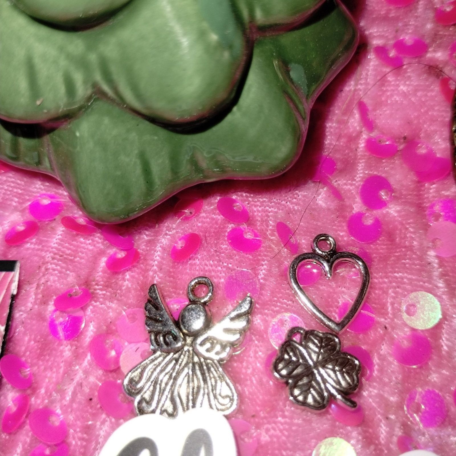 Vintage Really cool Grandma's junk drawer lot Size ONE SIZE - 5 Thumbnail