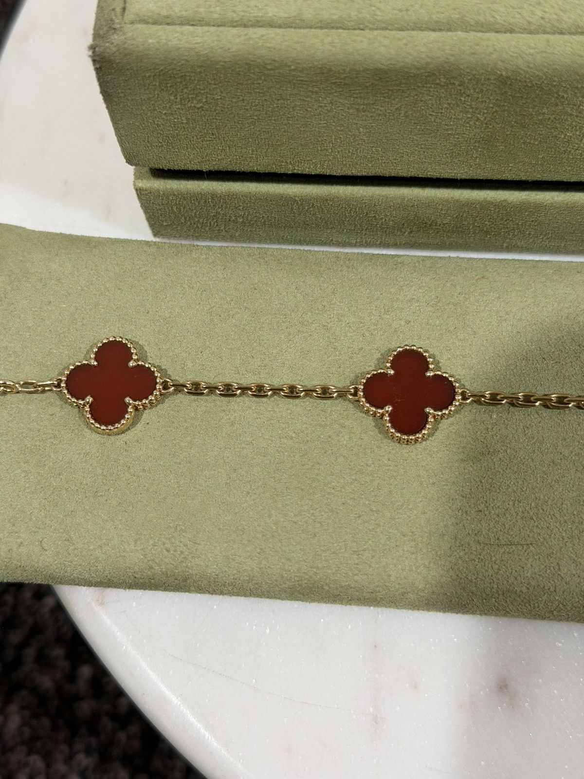 Van Cleef & Arpels Van Cleef Vintage Alhambra 5-Motif Gold Carnelian Bracelet Size ONE SIZE - 17 Thumbnail