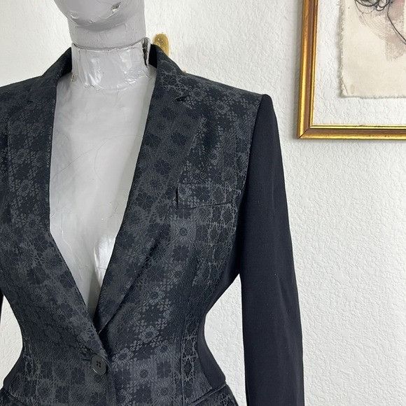 Stella McCartney Stella McCartney Jacquard Brocade Single Button V Menswear B Size XS / US 0-2 / IT 36-38 - 4 Thumbnail